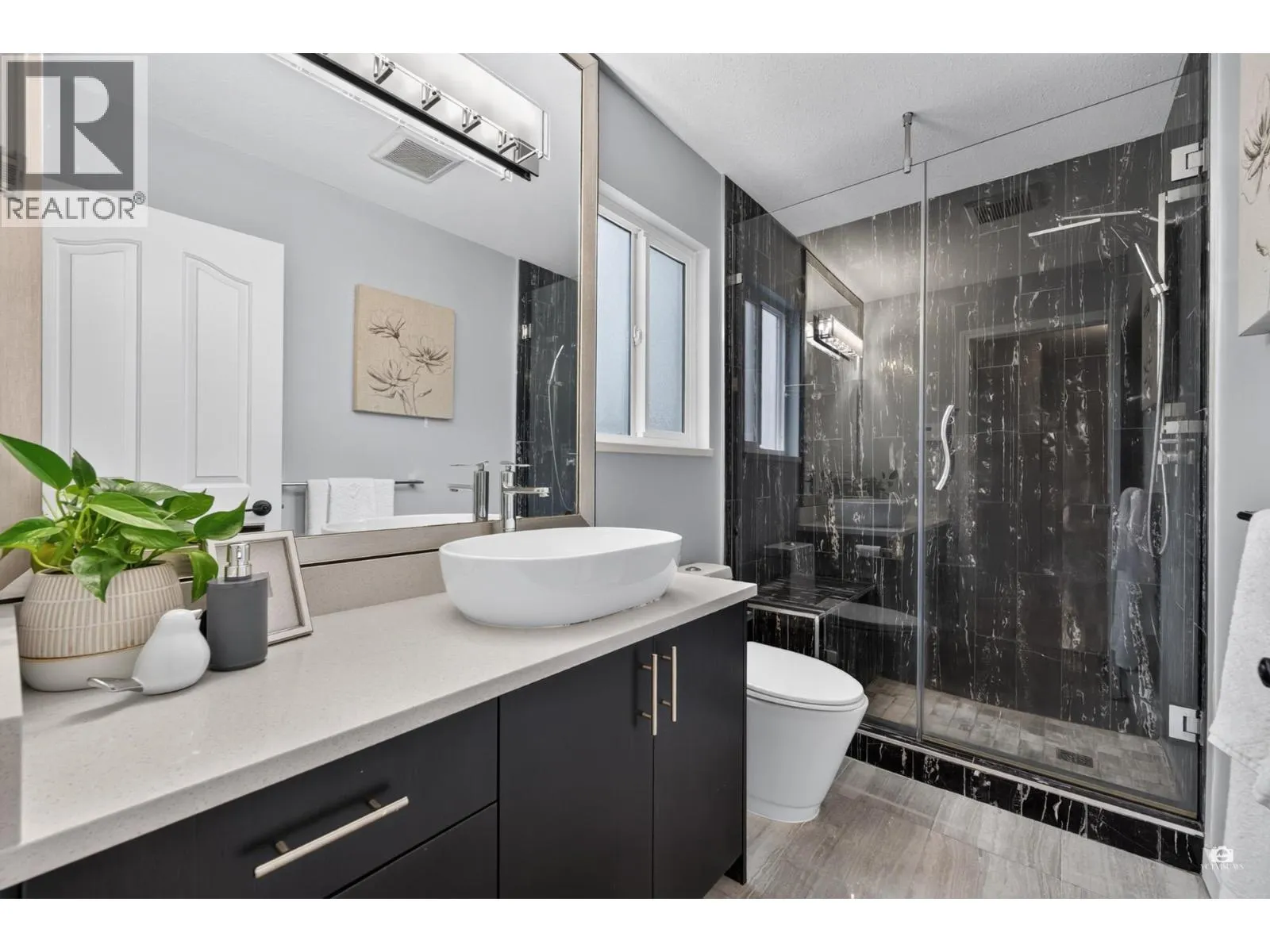 2550 RAVEN COURT