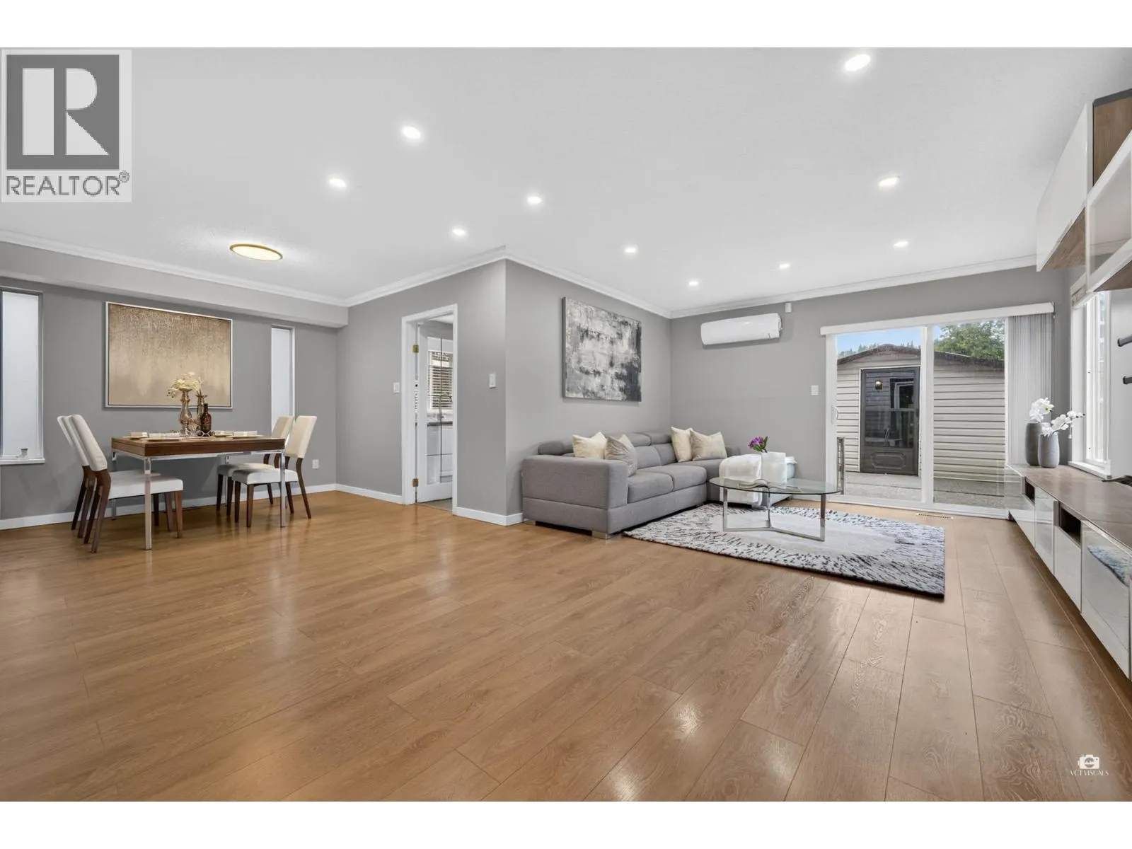 2550 RAVEN COURT