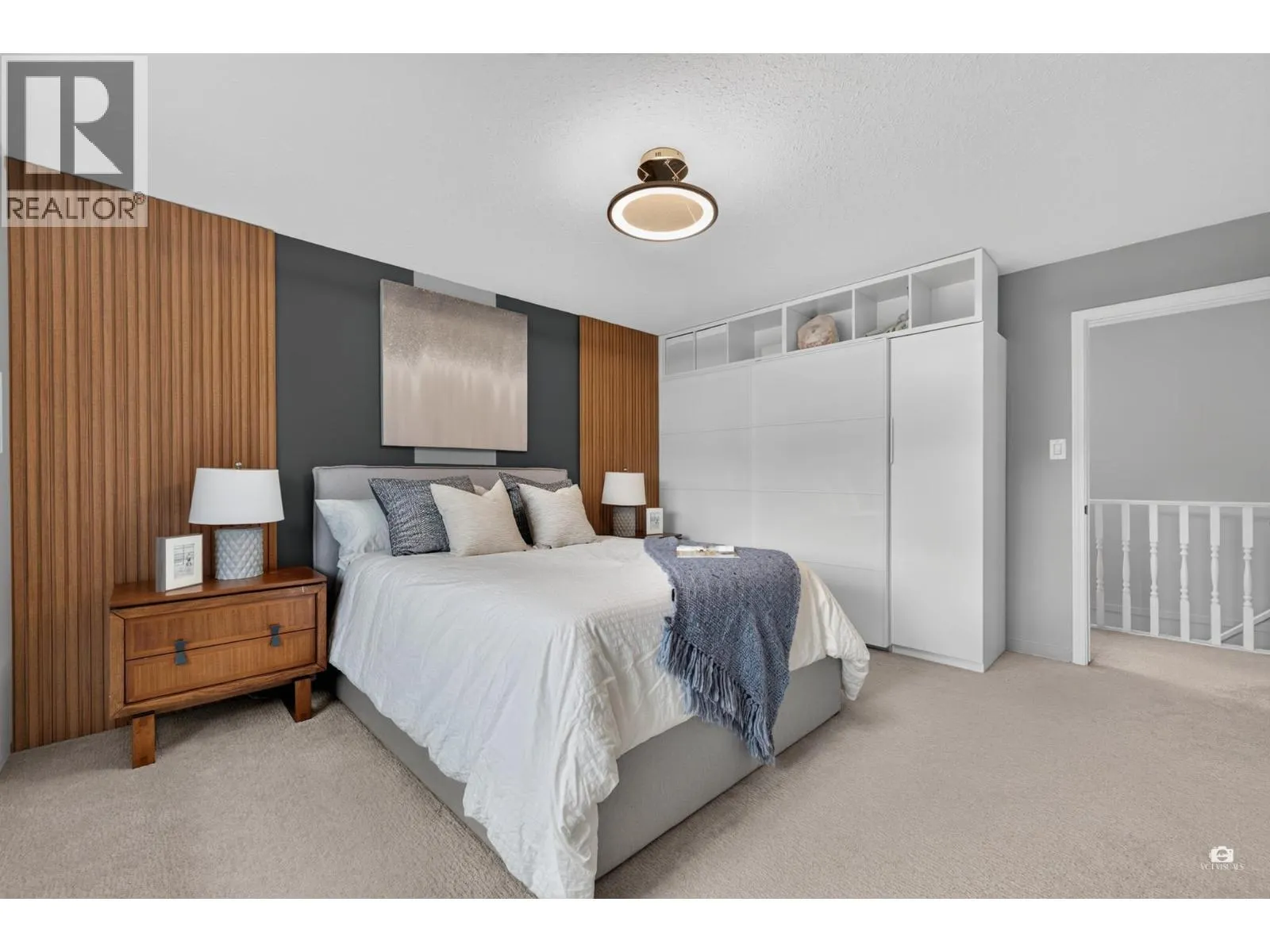2550 RAVEN COURT