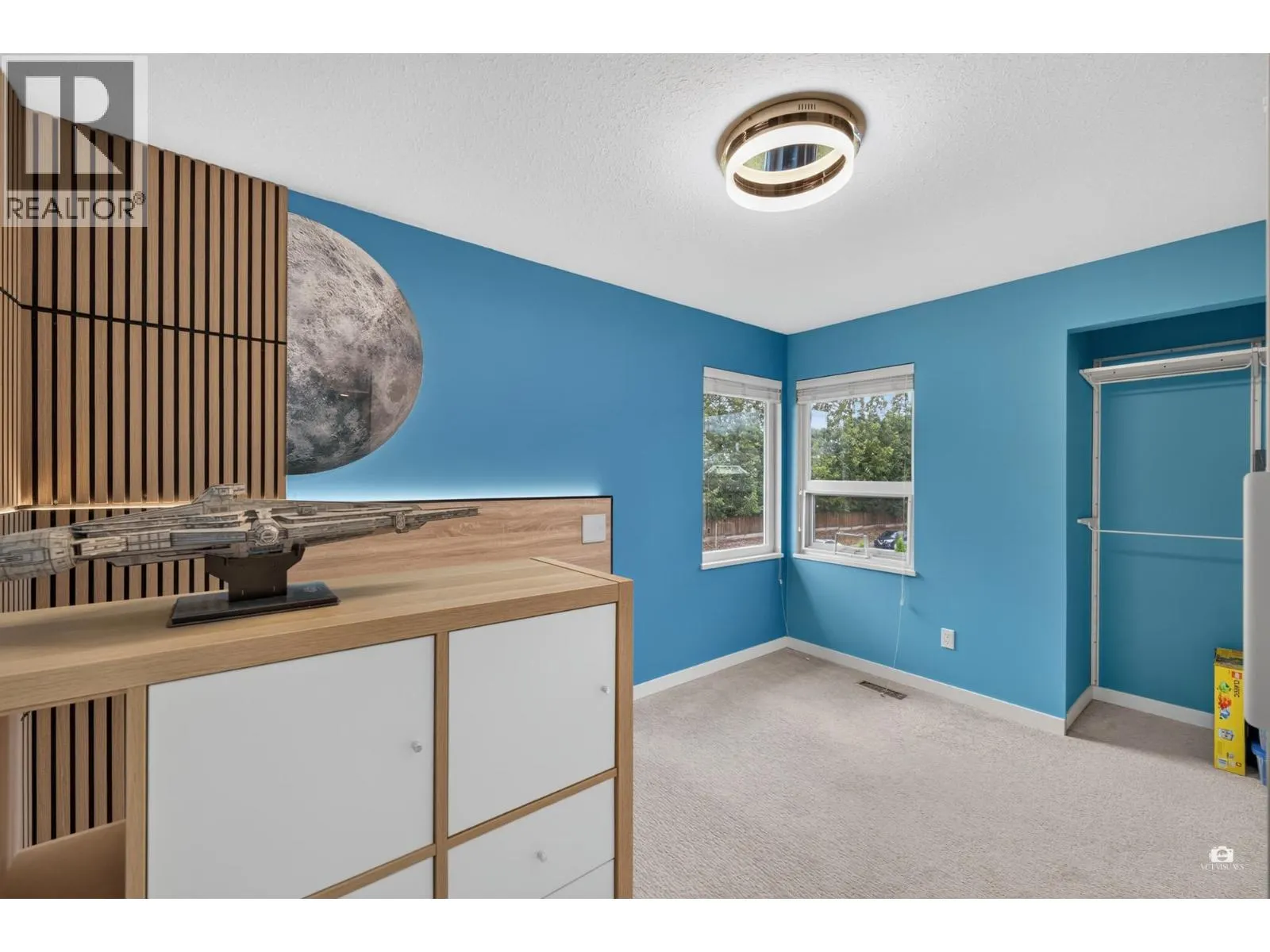 2550 RAVEN COURT