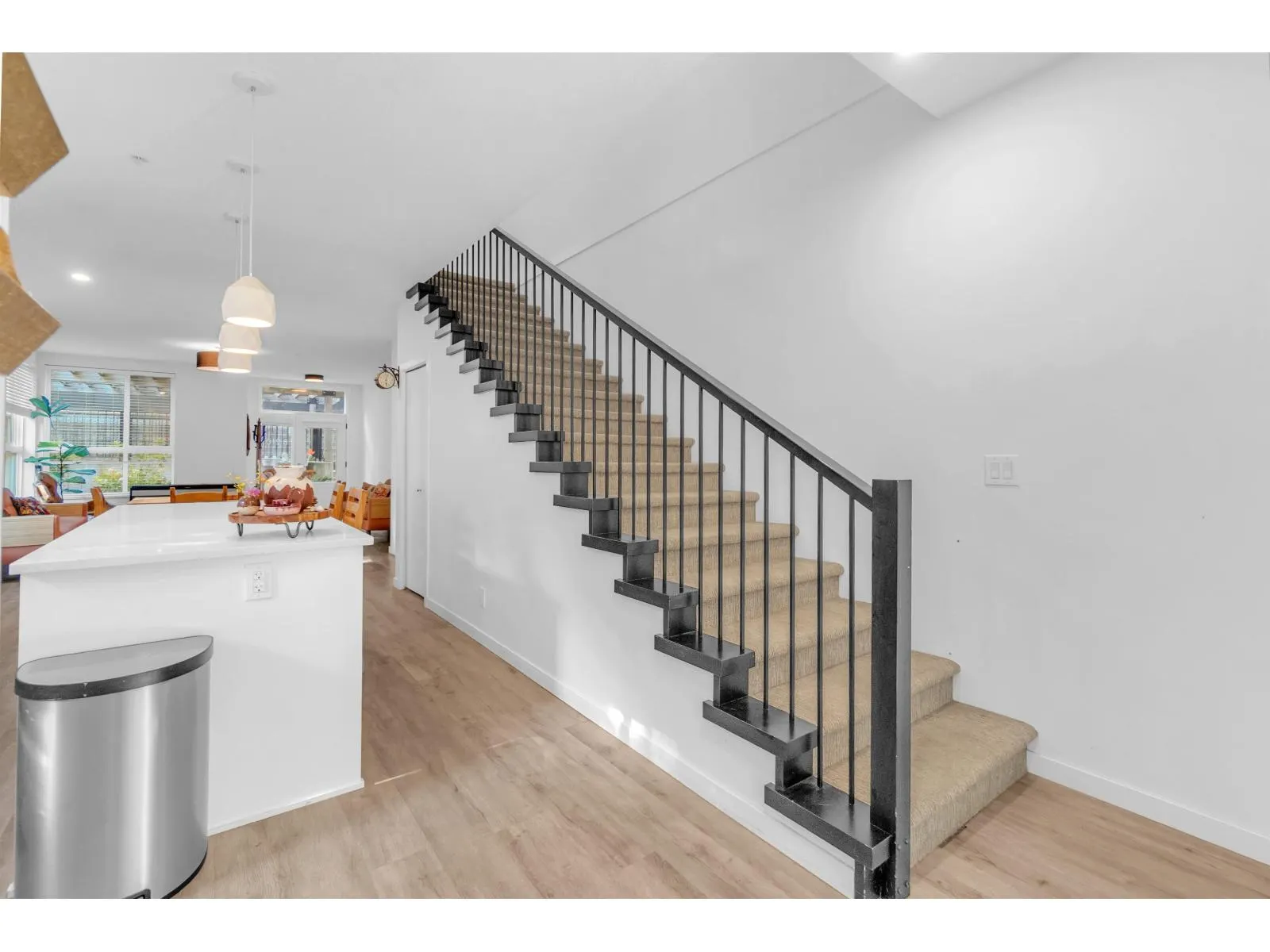 B210 20087 68 AVENUE