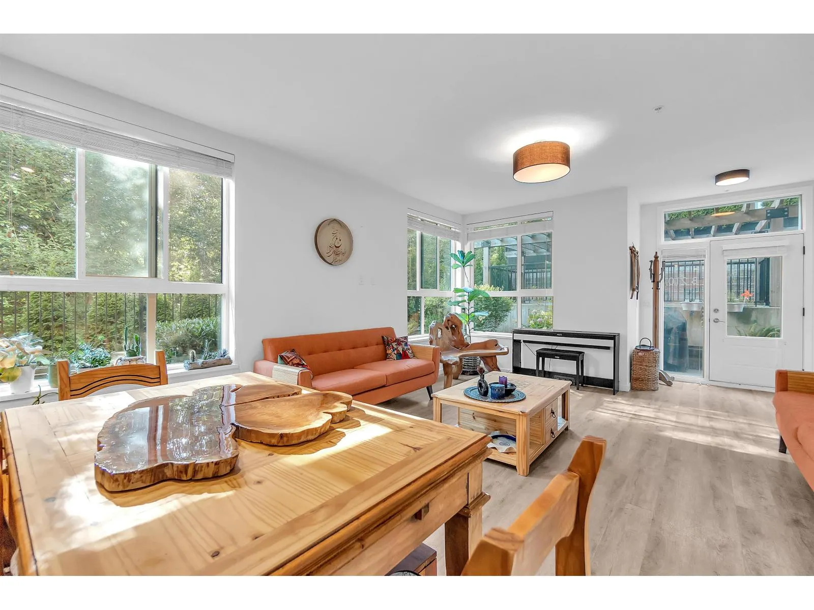 B210 20087 68 AVENUE