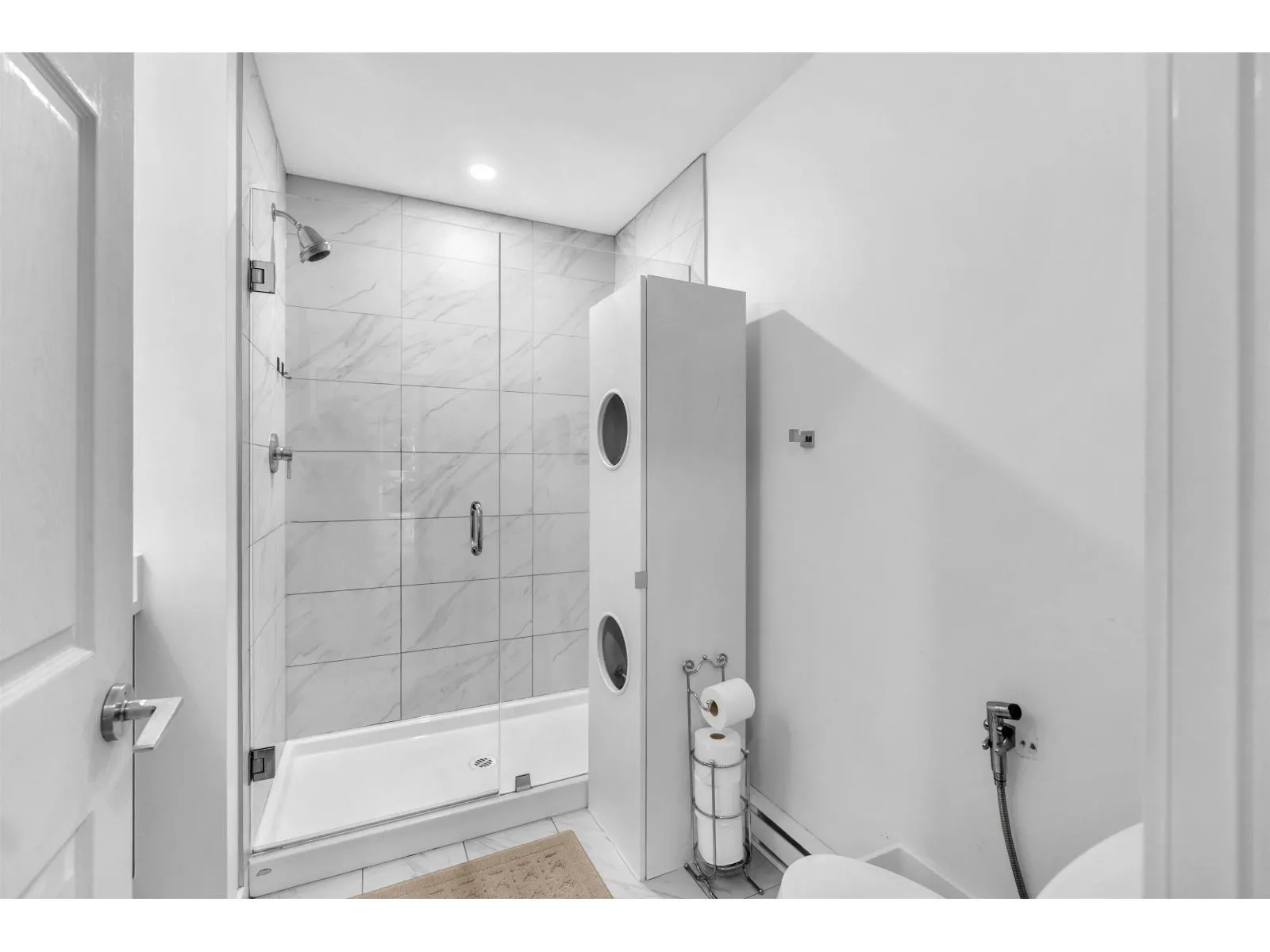 B210 20087 68 AVENUE