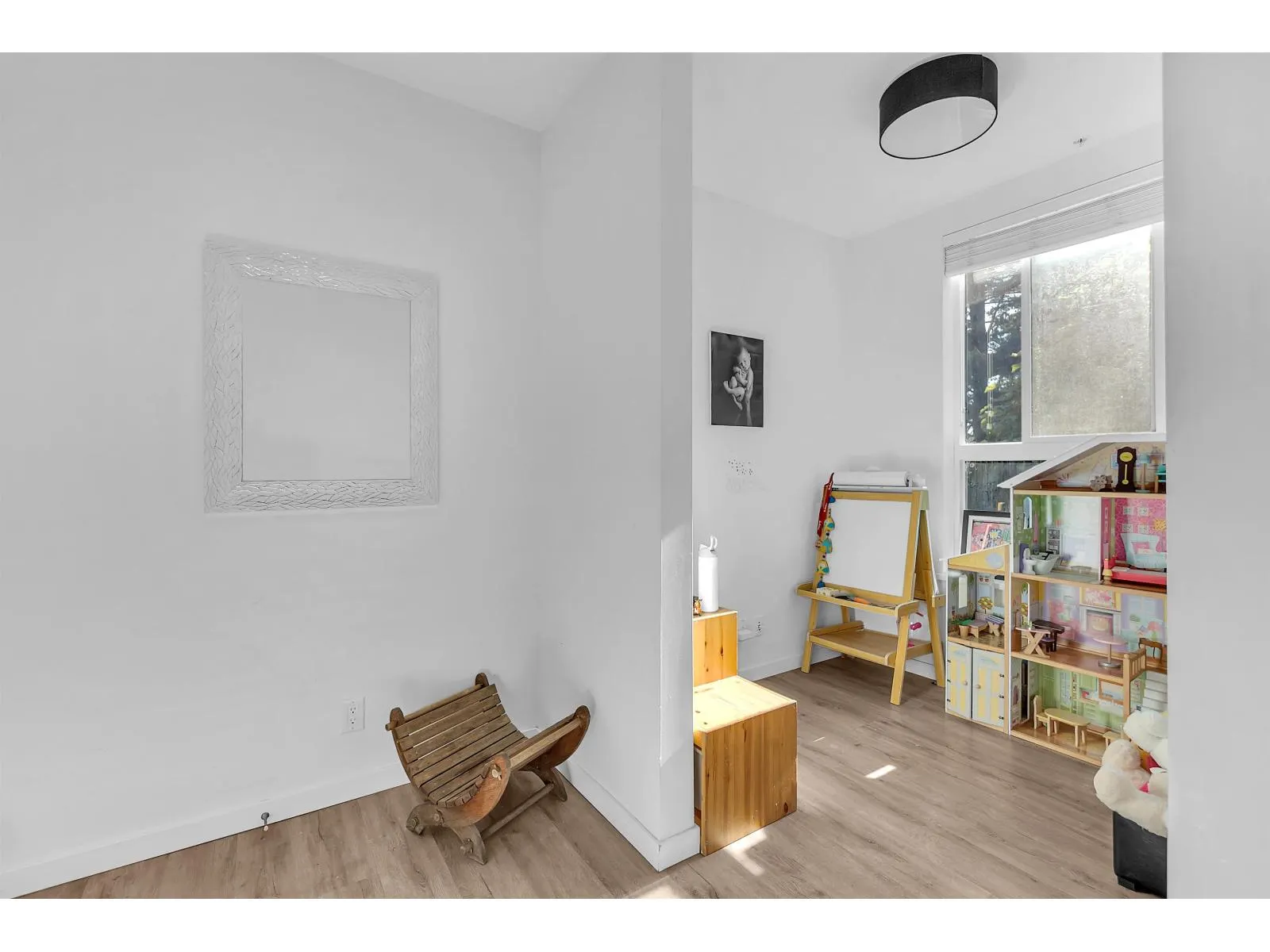 B210 20087 68 AVENUE