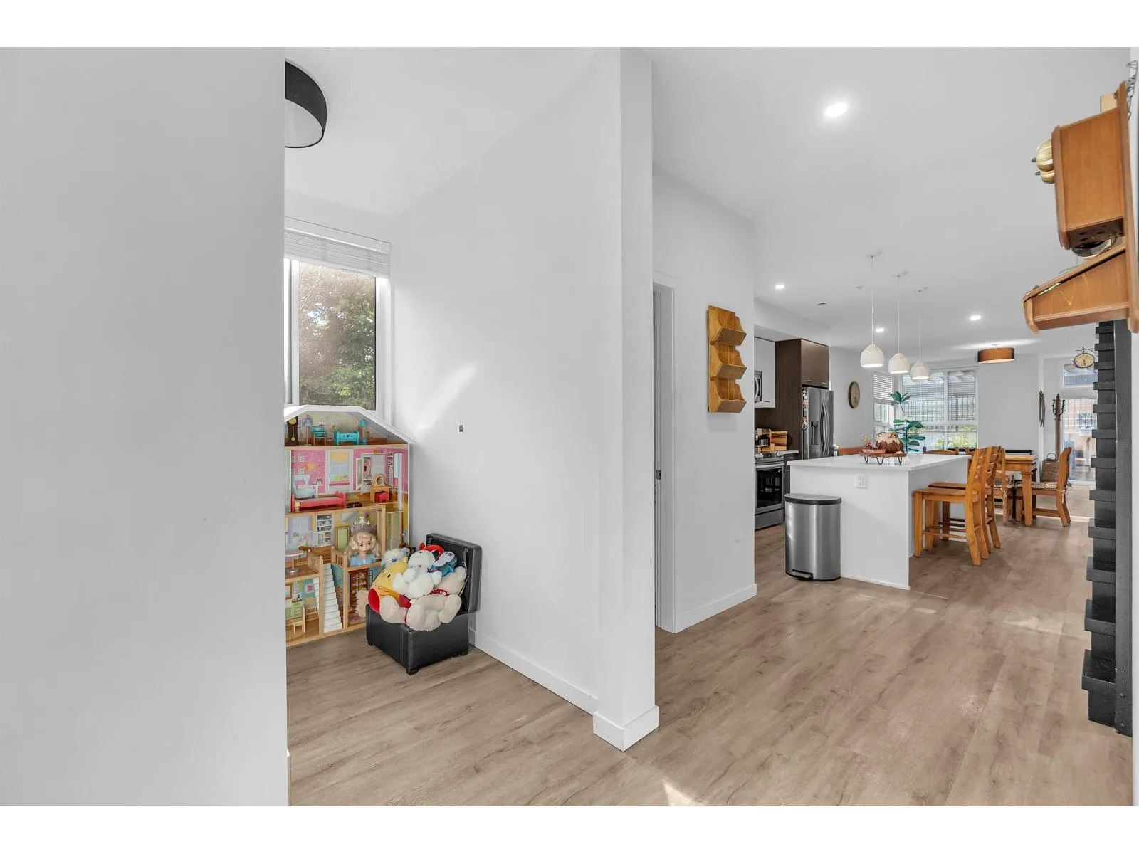 B210 20087 68 AVENUE