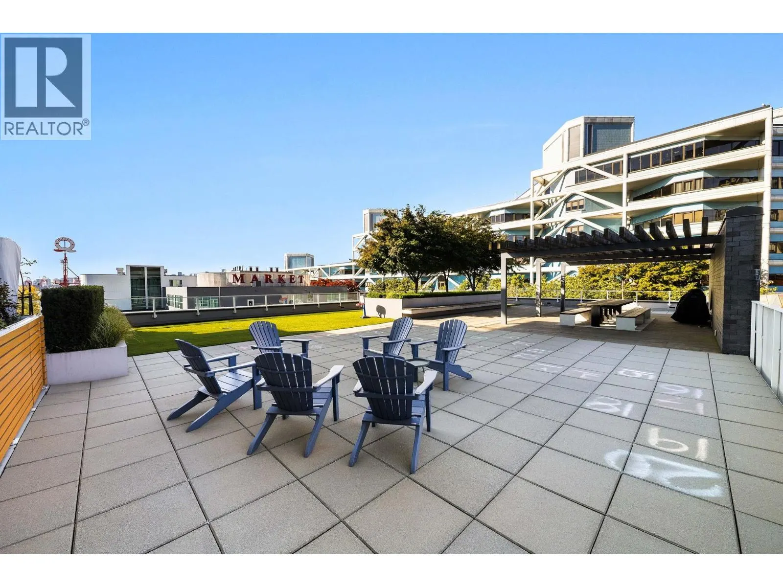 806 118 CARRIE CATES COURT