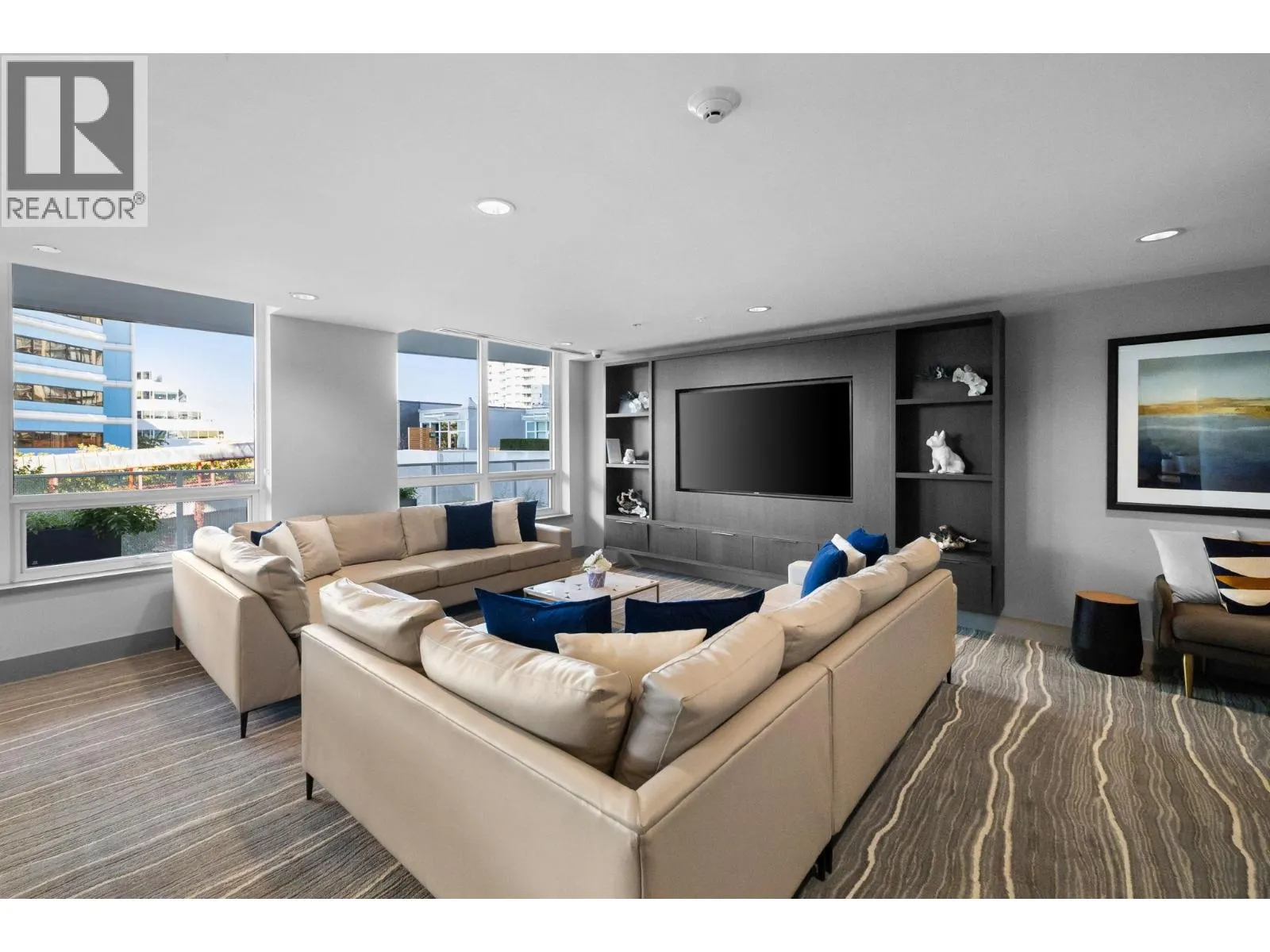 806 118 CARRIE CATES COURT
