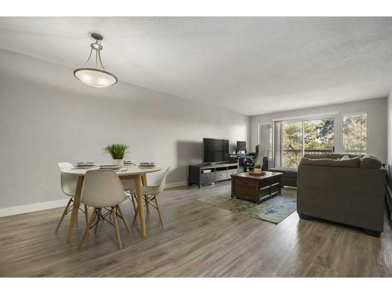 312 5700 200 STREET