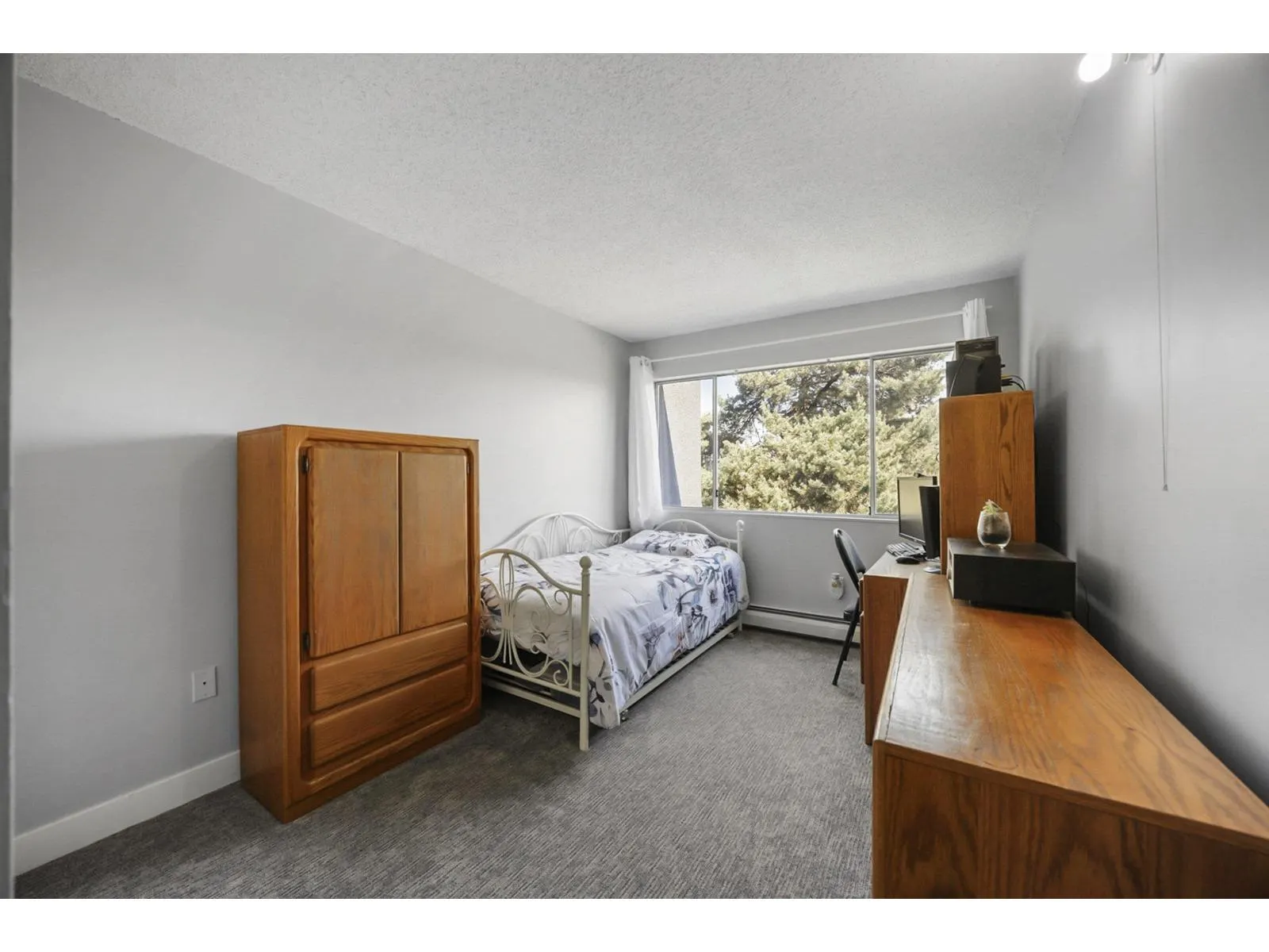 312 5700 200 STREET