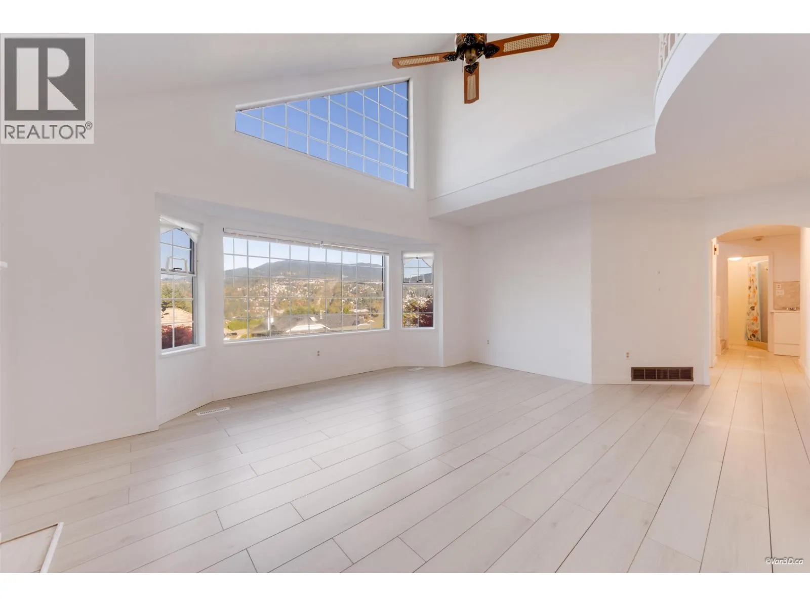 3178 LEEWARD COURT