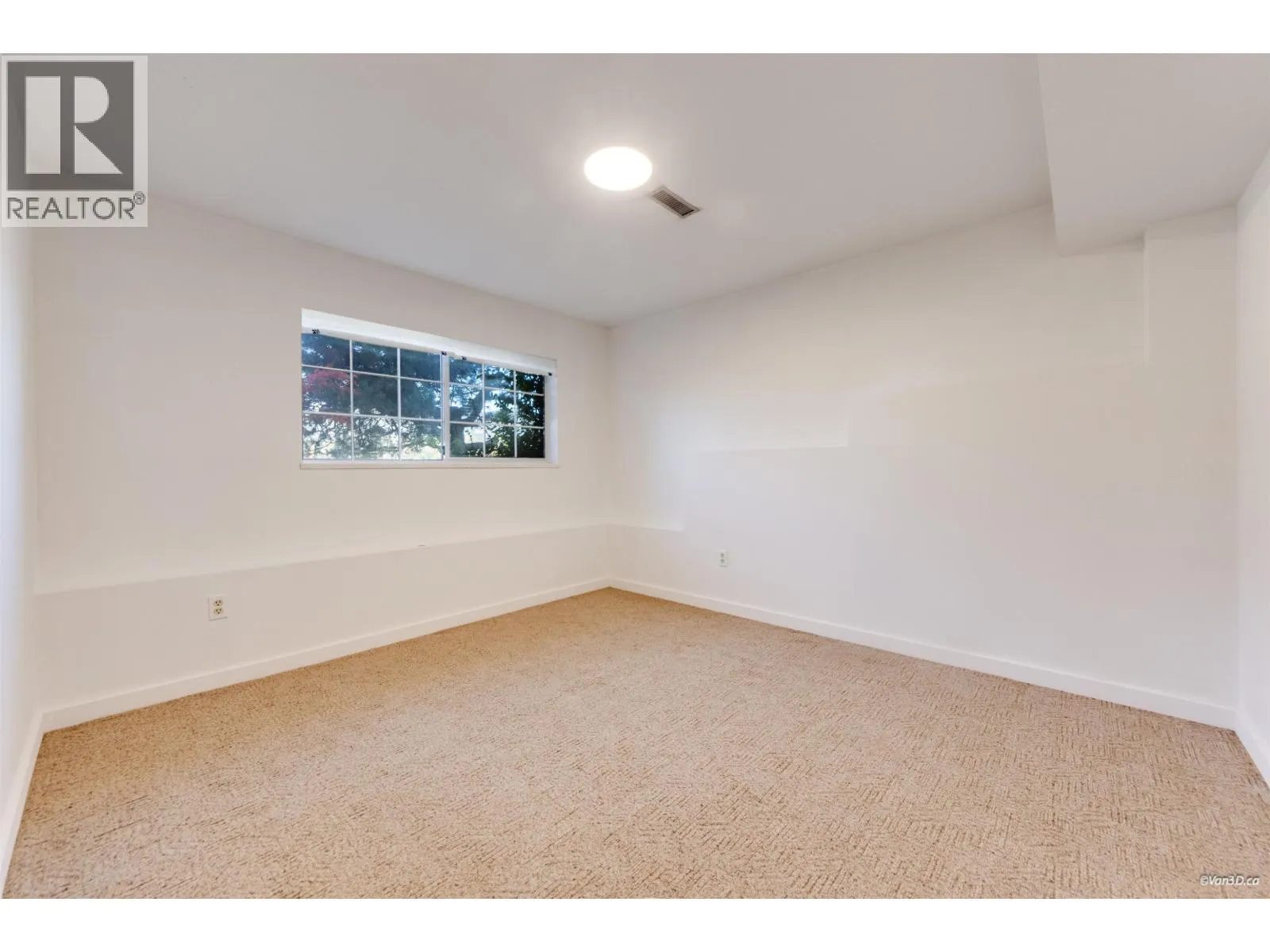 3178 LEEWARD COURT