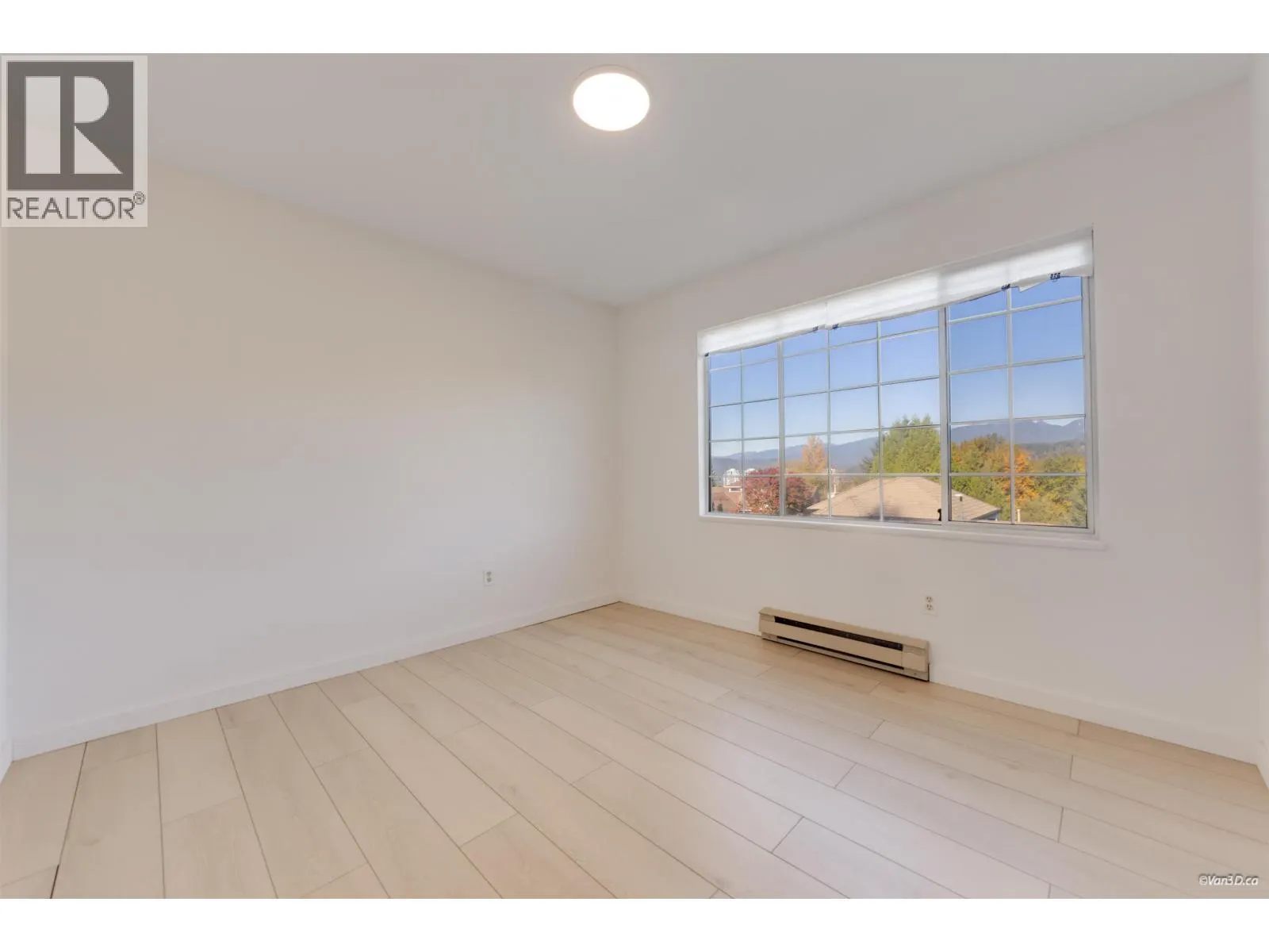3178 LEEWARD COURT