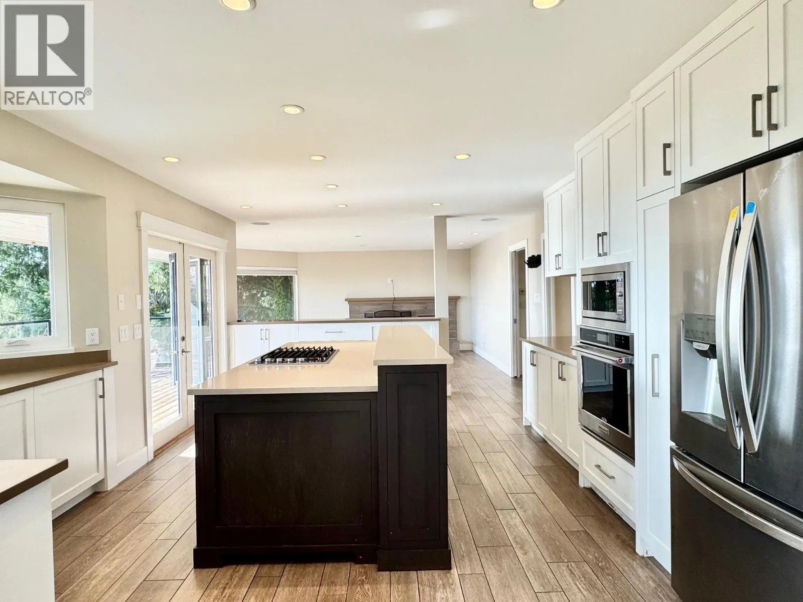 4XX5 ALMONDEL COURT