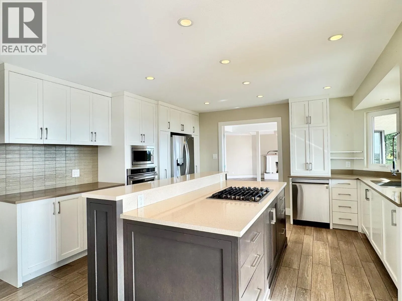 4XX5 ALMONDEL COURT