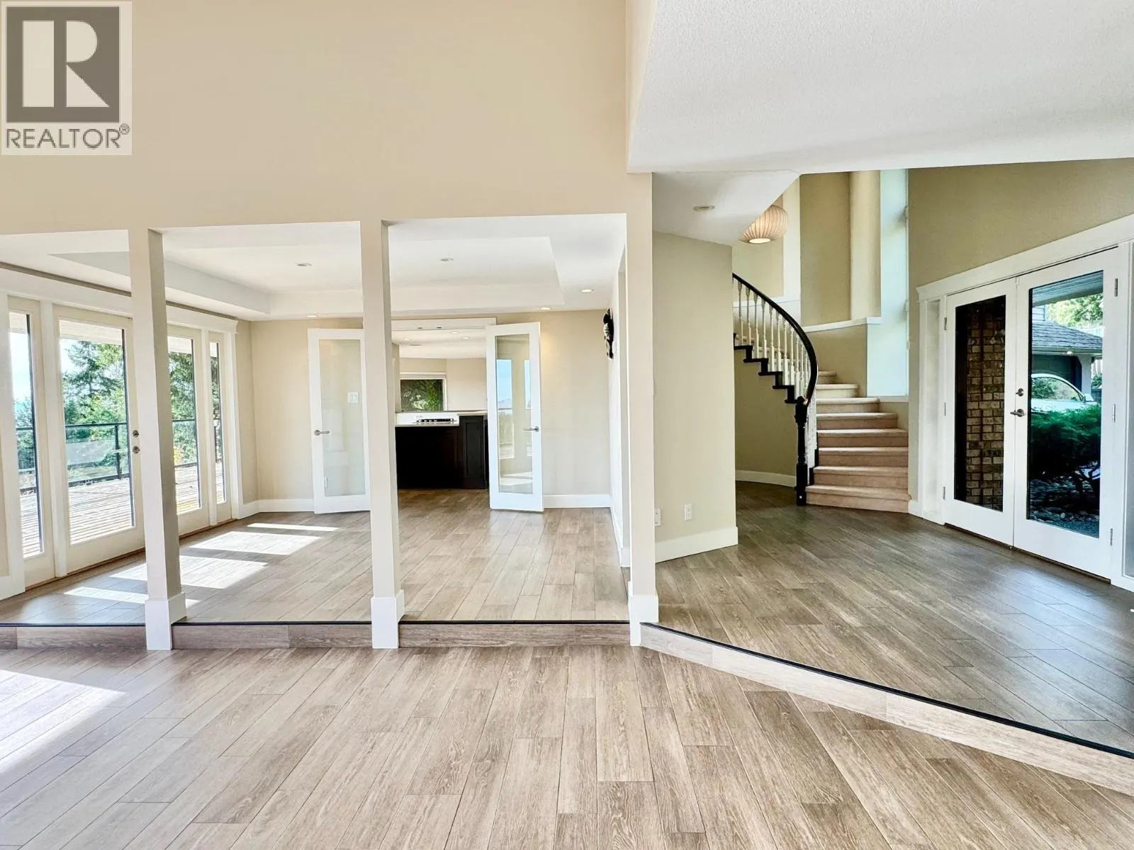 4XX5 ALMONDEL COURT