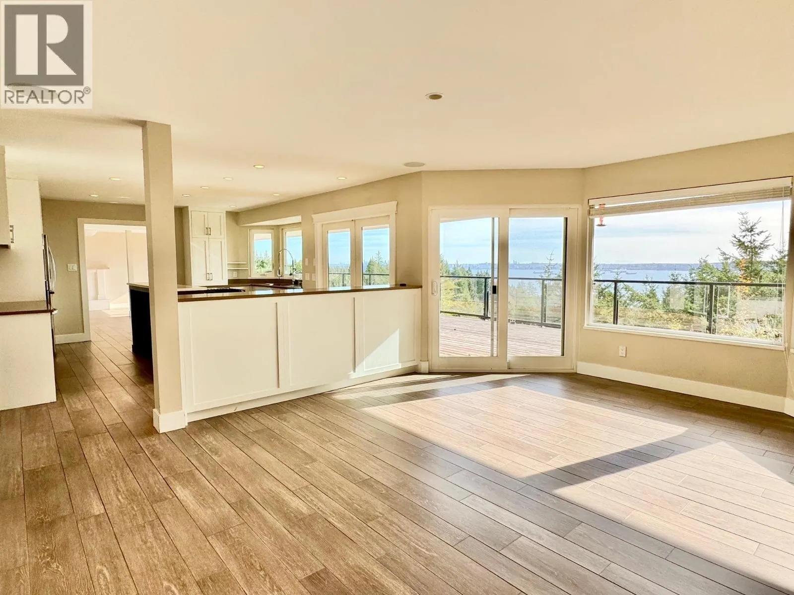 4XX5 ALMONDEL COURT