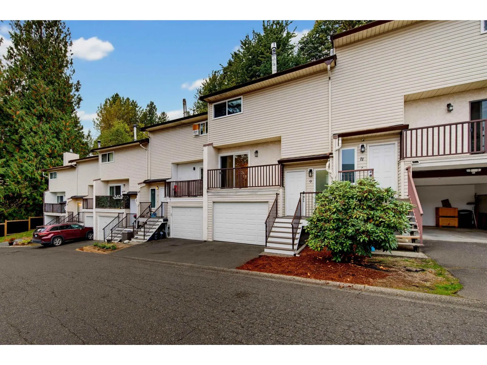 9 32705 FRASER CRESCENT