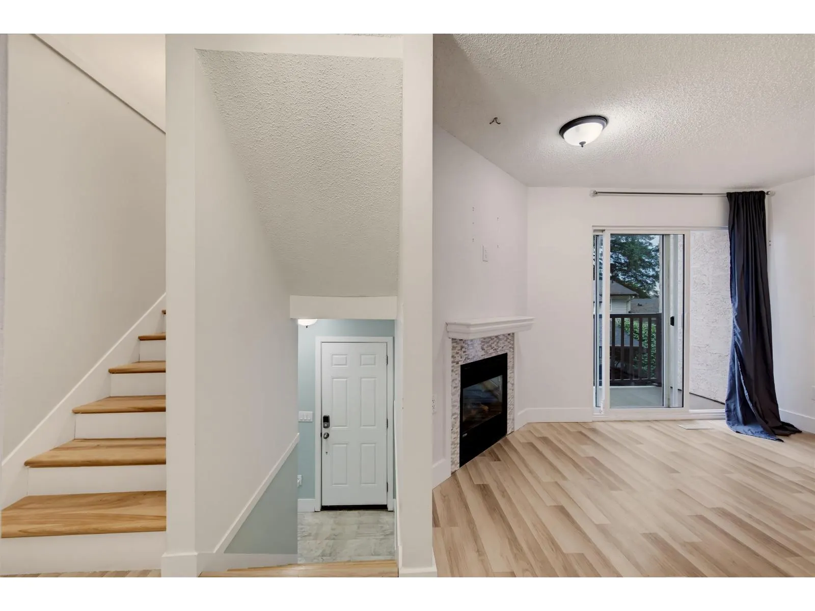 9 32705 FRASER CRESCENT