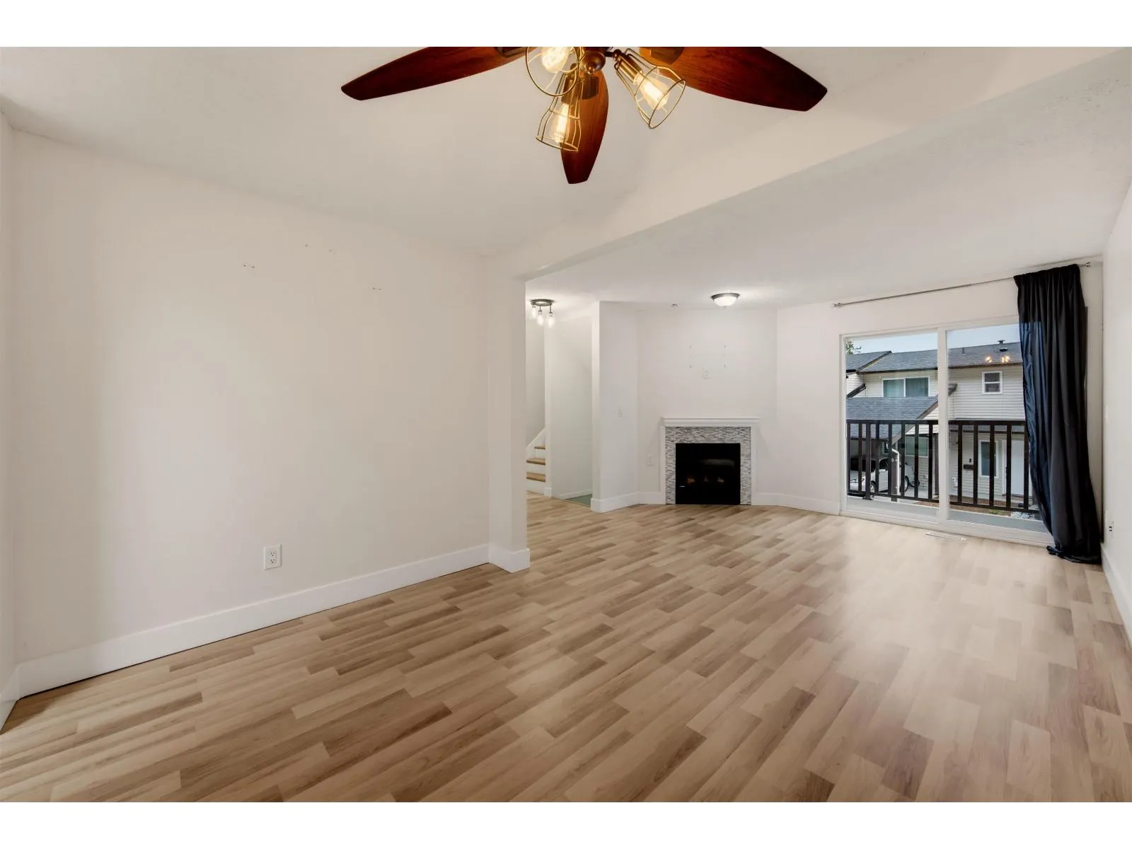 9 32705 FRASER CRESCENT