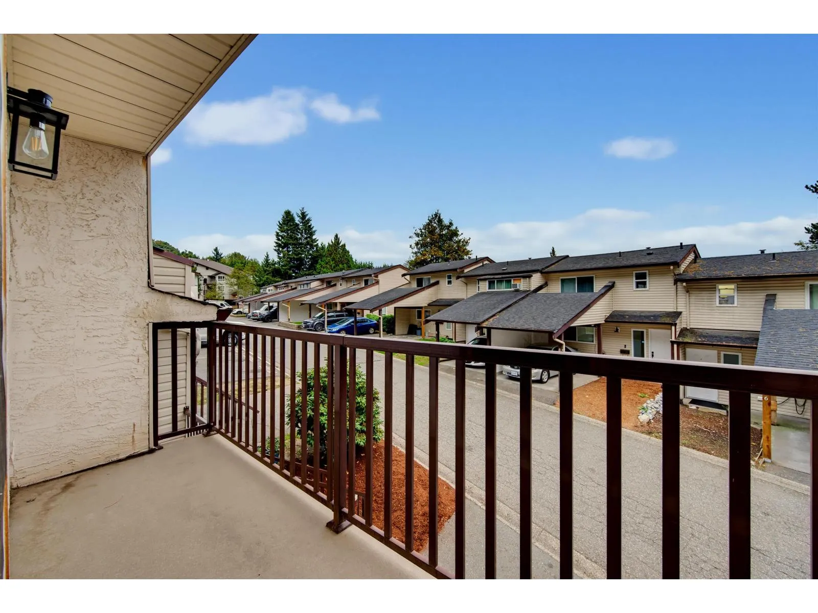 9 32705 FRASER CRESCENT