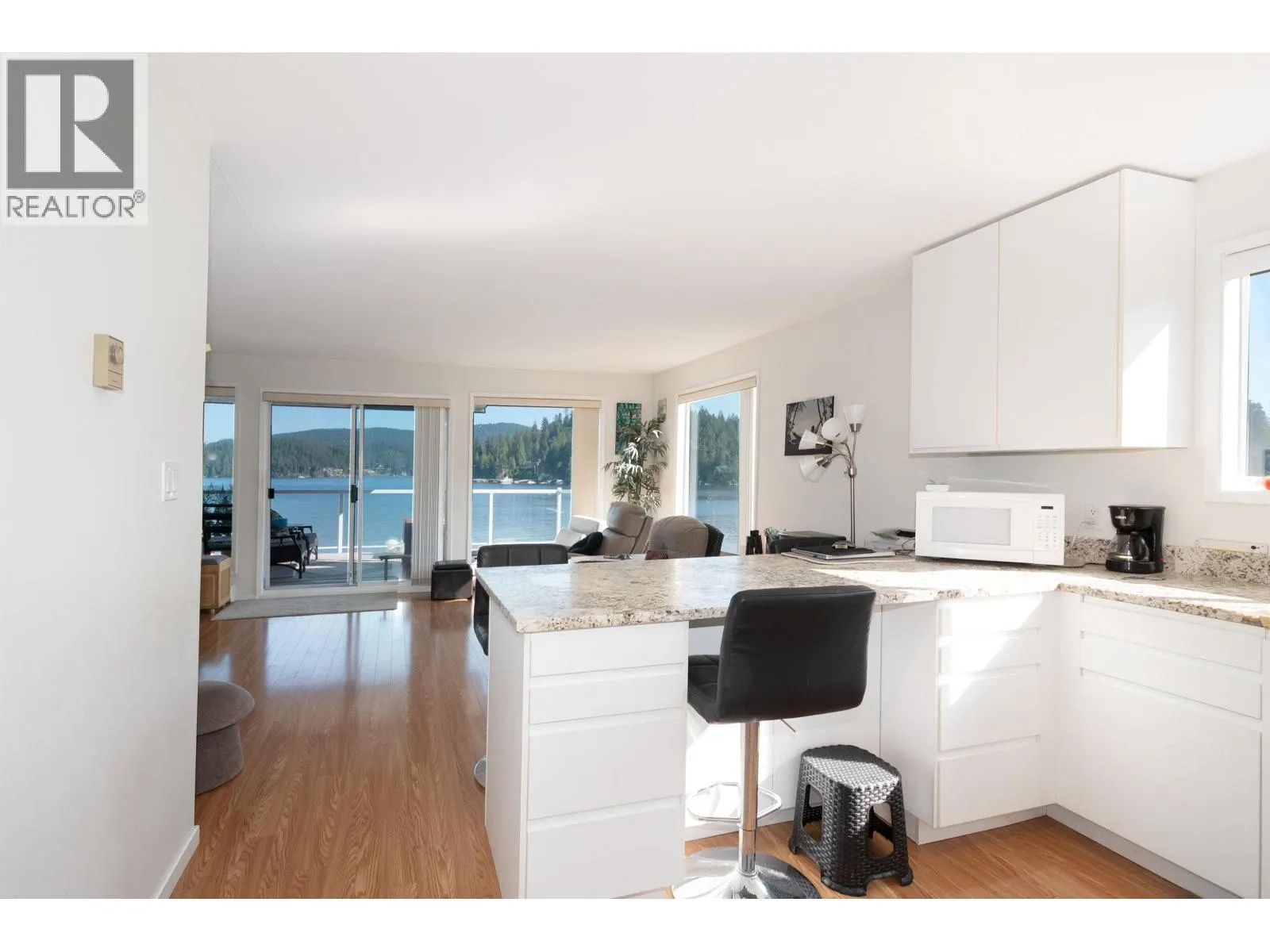 2648 PANORAMA DRIVE
