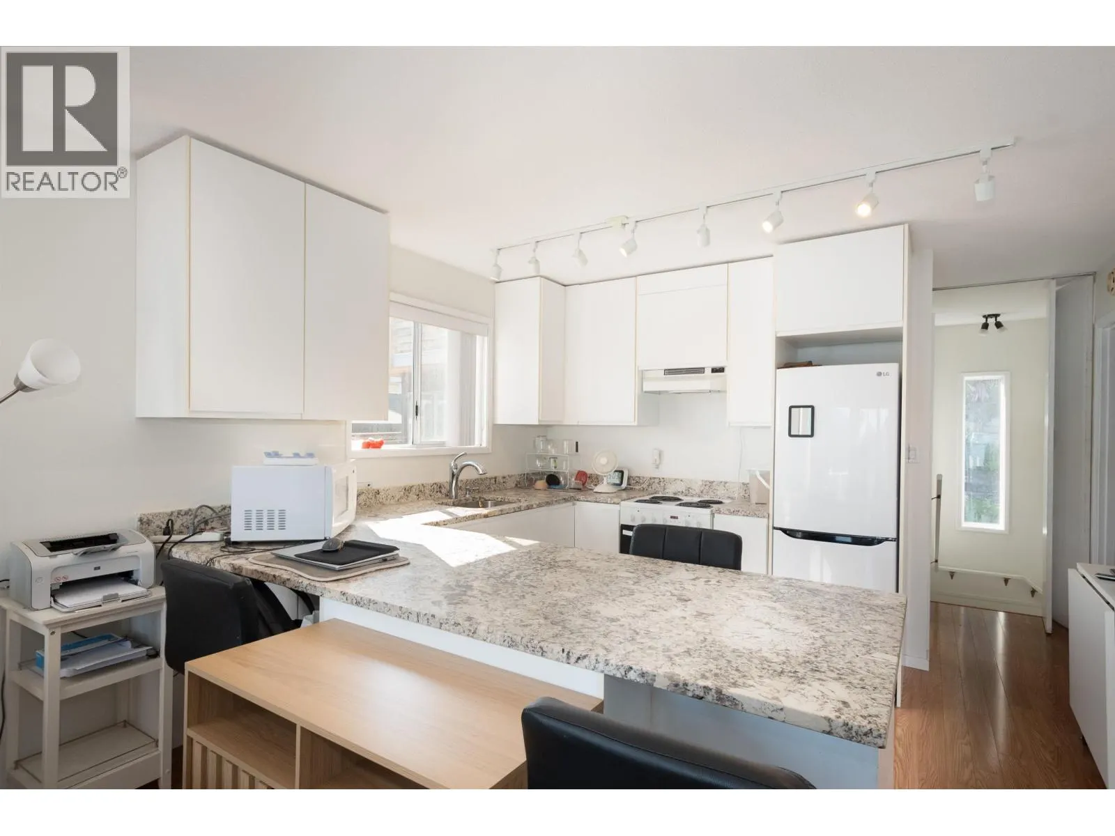 2648 PANORAMA DRIVE