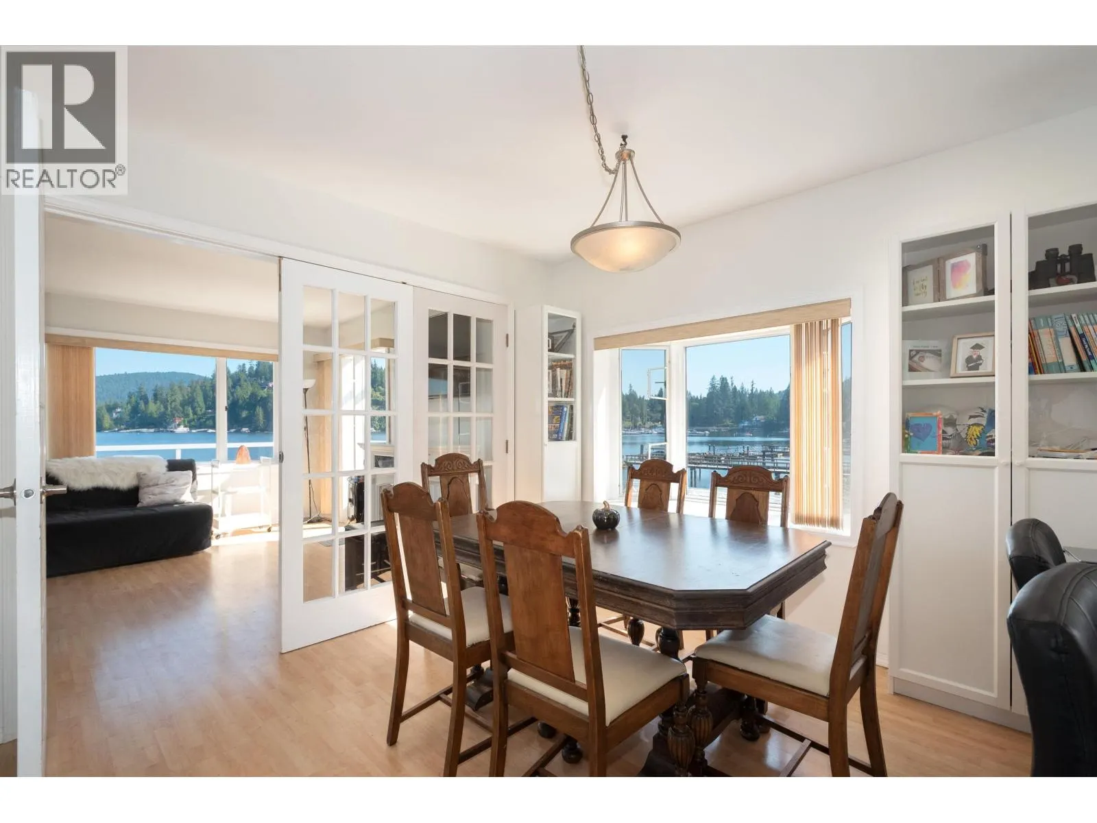 2648 PANORAMA DRIVE