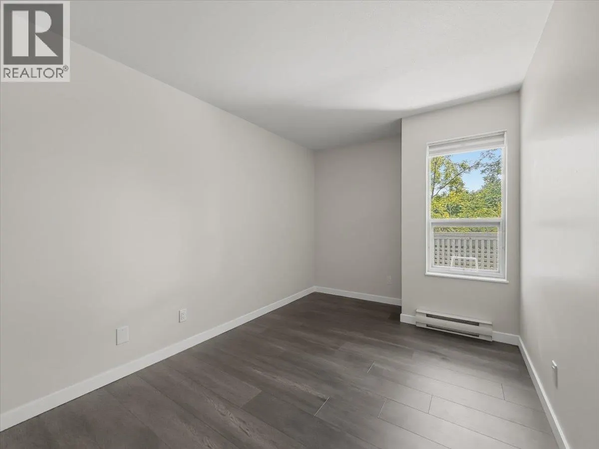 204 7431 BLUNDELL ROAD