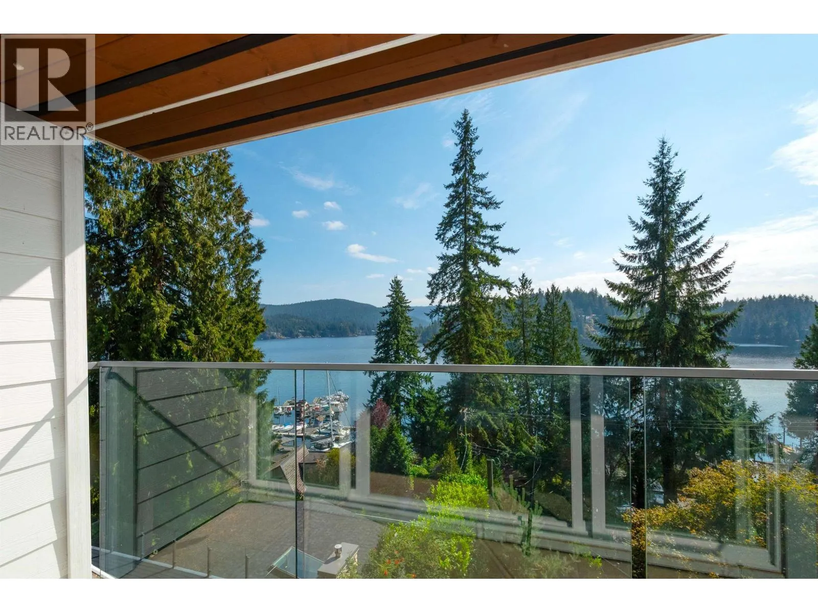 2867 PANORAMA DRIVE