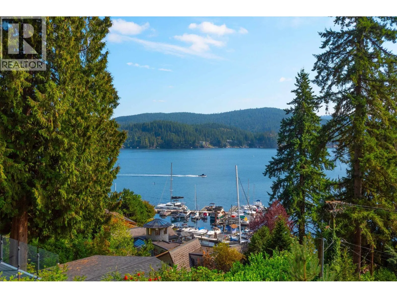 2867 PANORAMA DRIVE