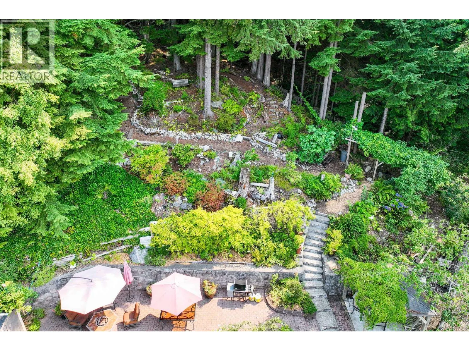 704 MAURELLE COURT