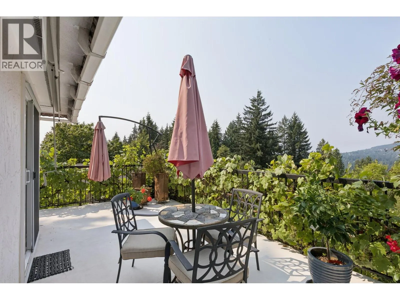 704 MAURELLE COURT