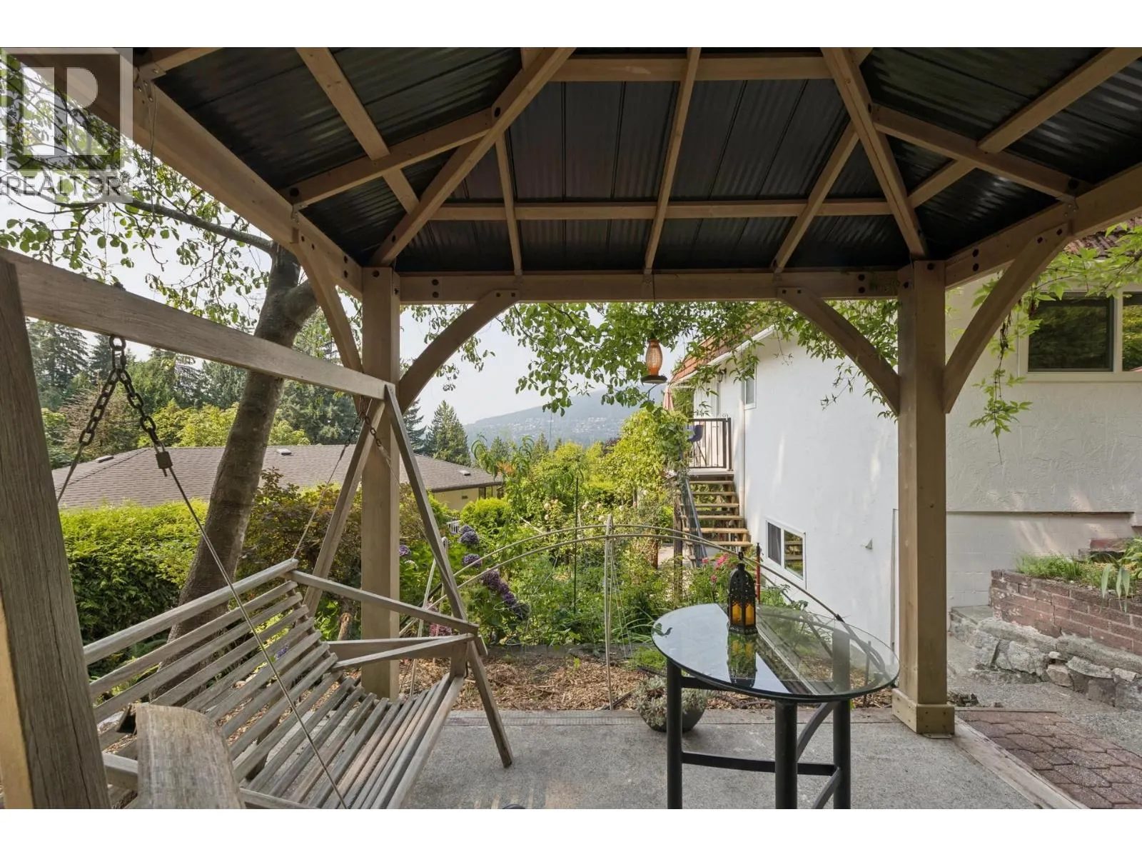 704 MAURELLE COURT