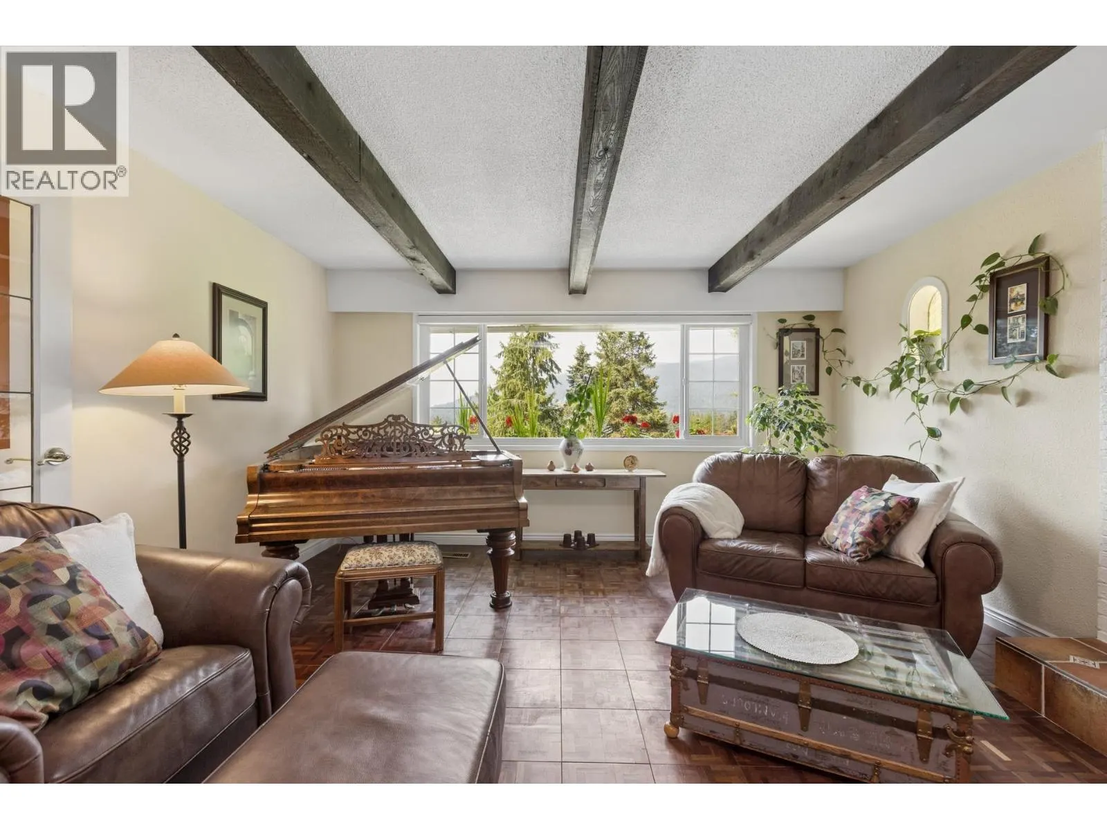 704 MAURELLE COURT
