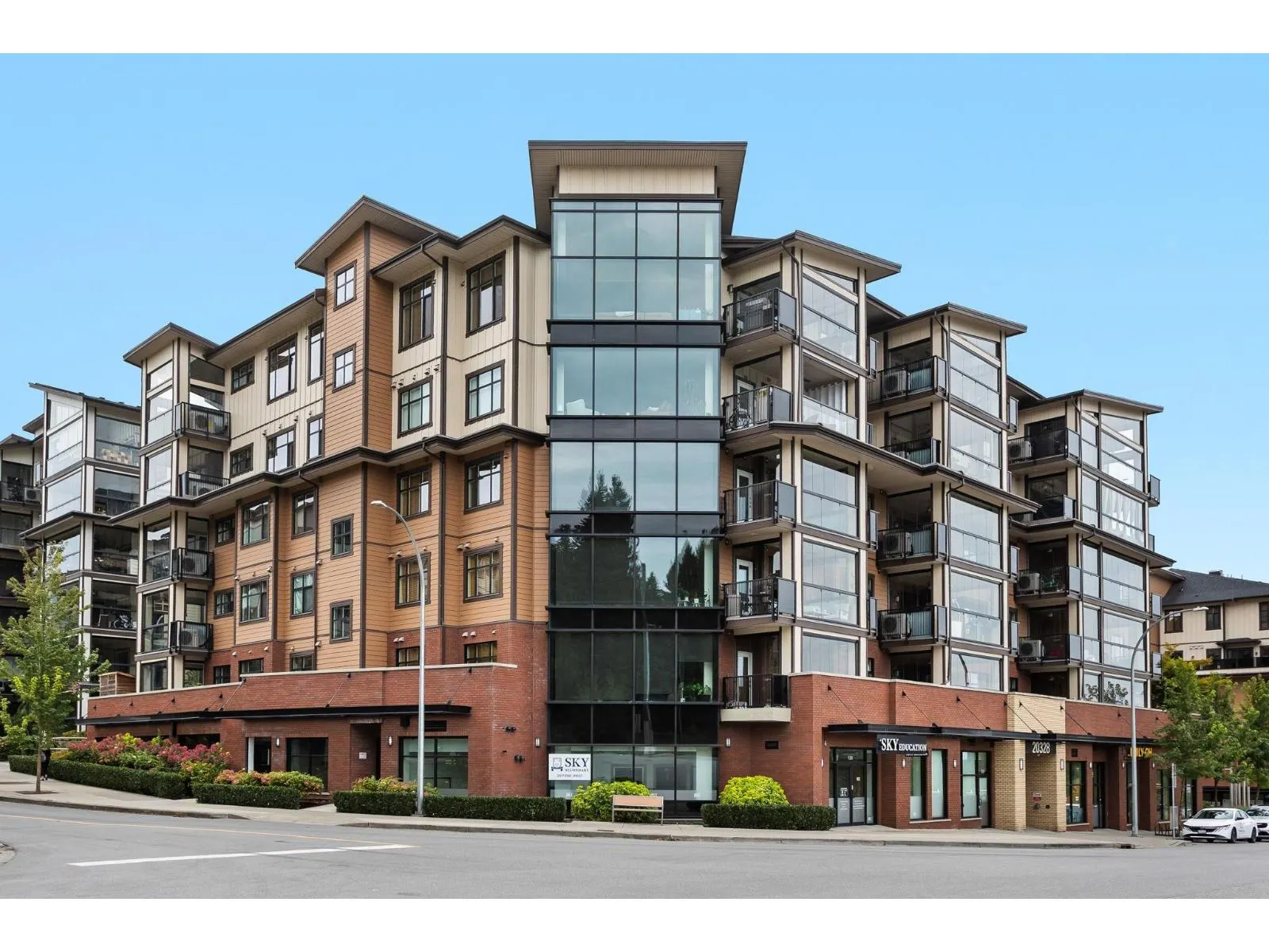 609 20328 86 AVENUE