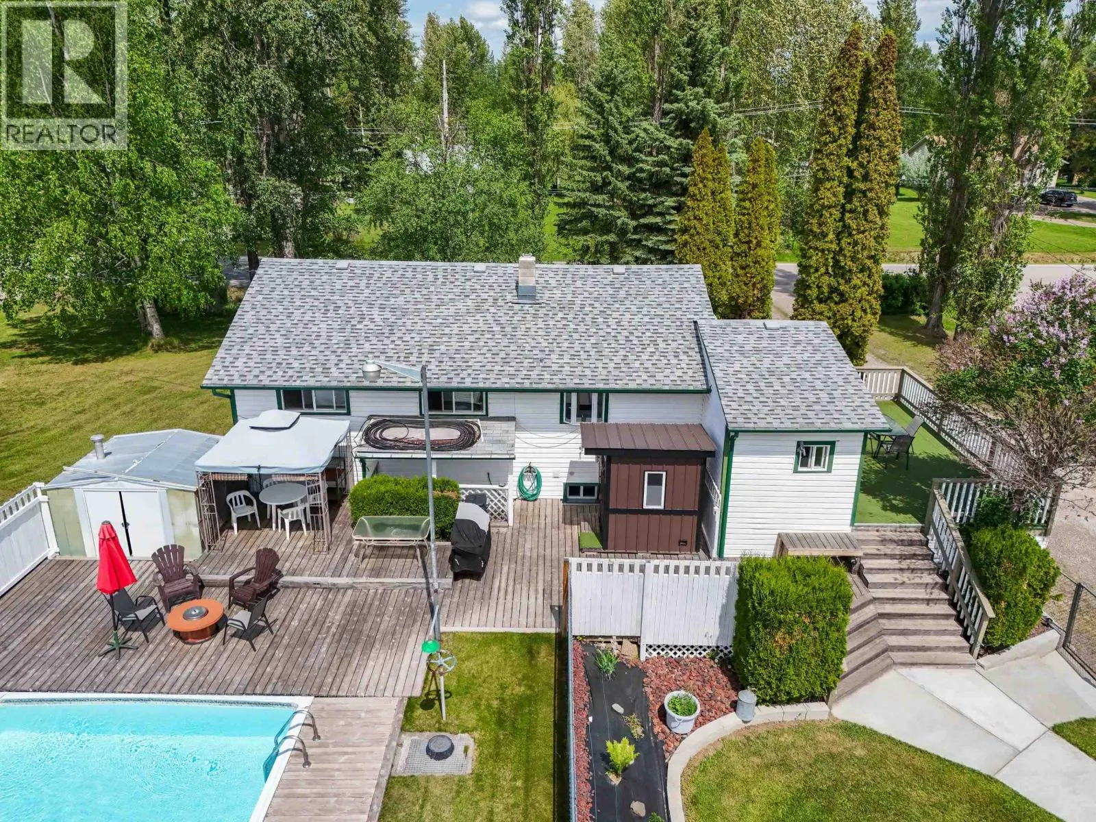 1781 MAPLE DRIVE