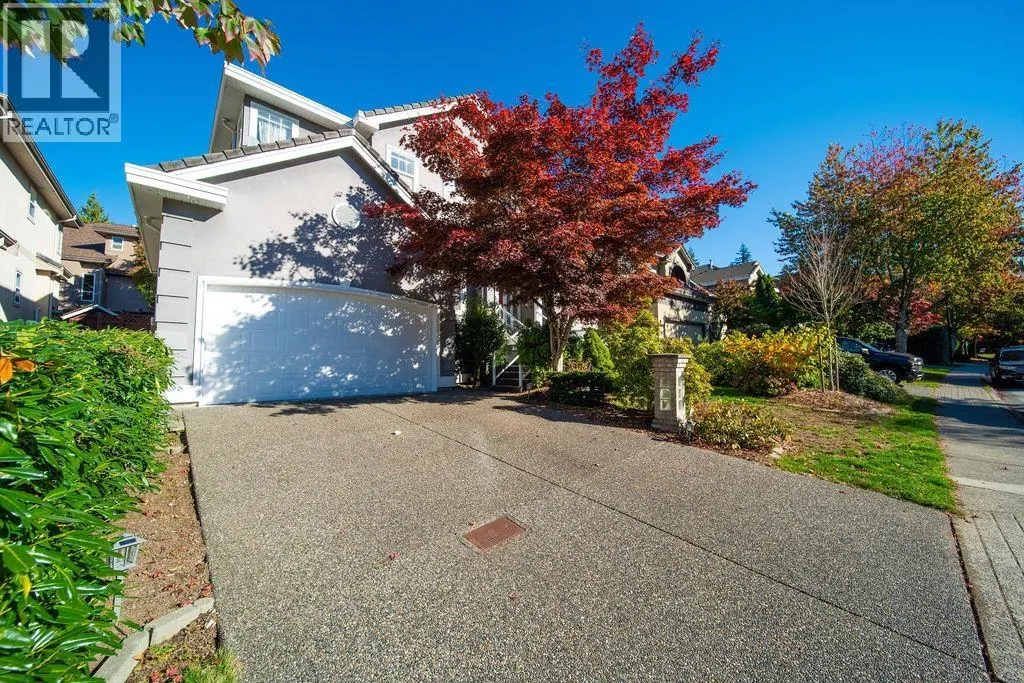 246 PARKSIDE DRIVE