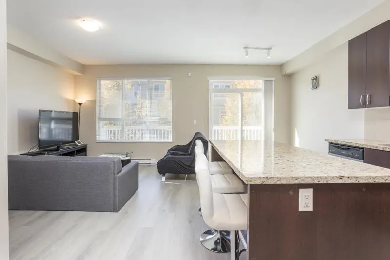 52 8355 DELSOM WAY