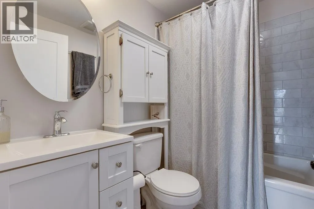 125 RONDANE CRESCENT
