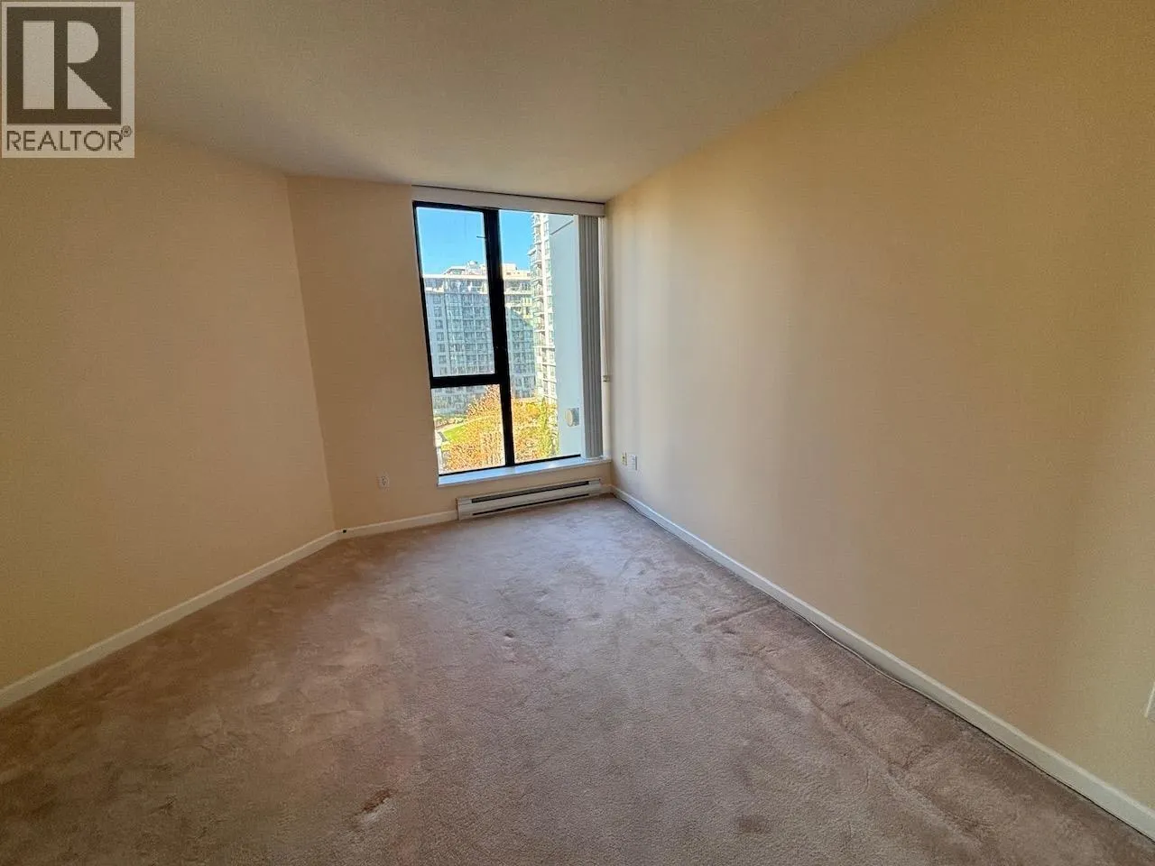 607 6088 MINORU BOULEVARD