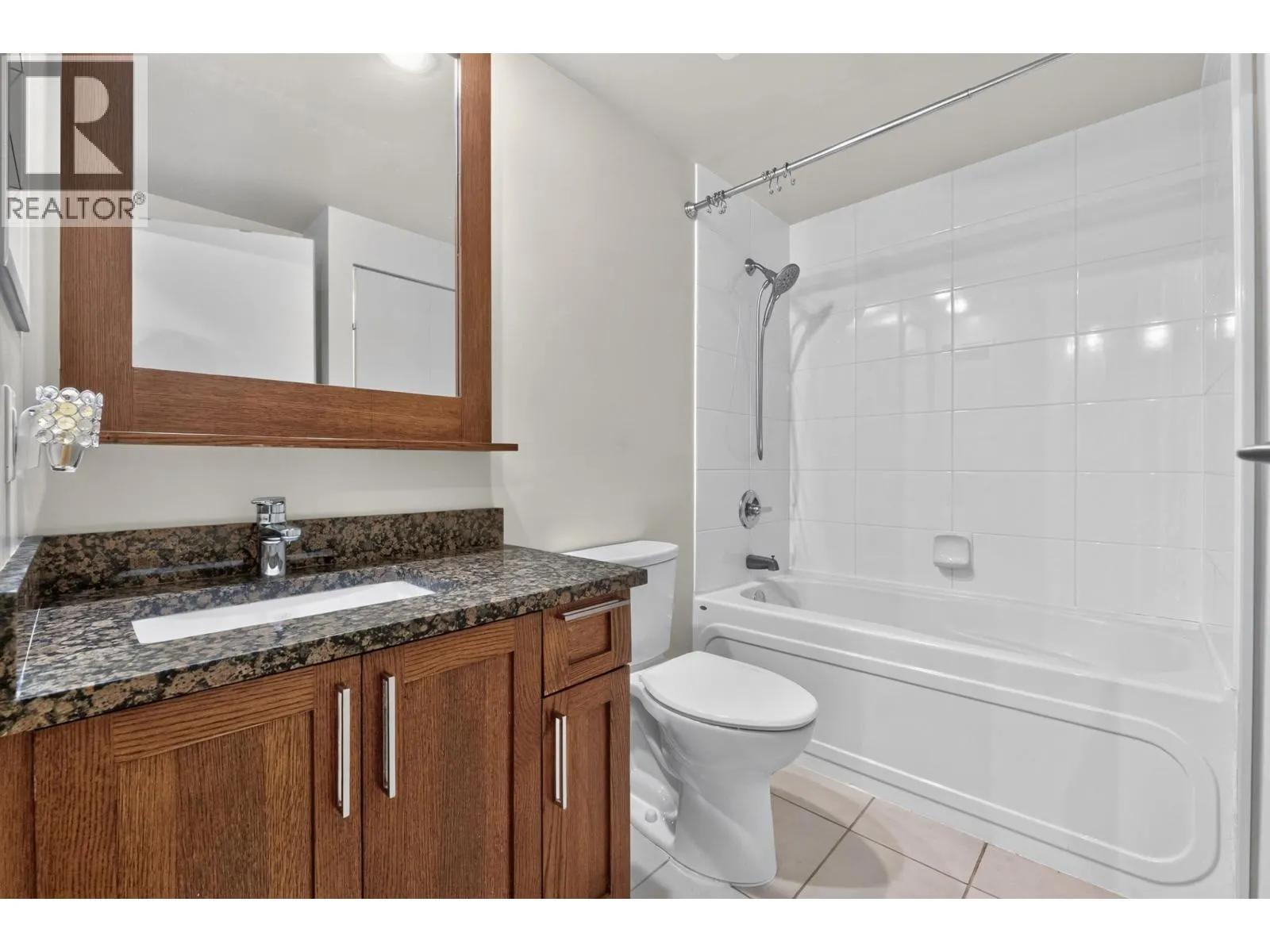 314 2268 W BROADWAY