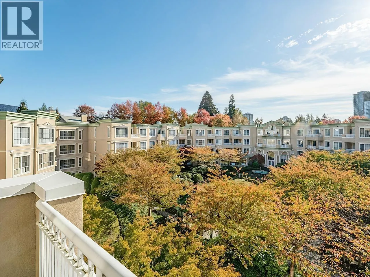 405 2985 PRINCESS CRESCENT