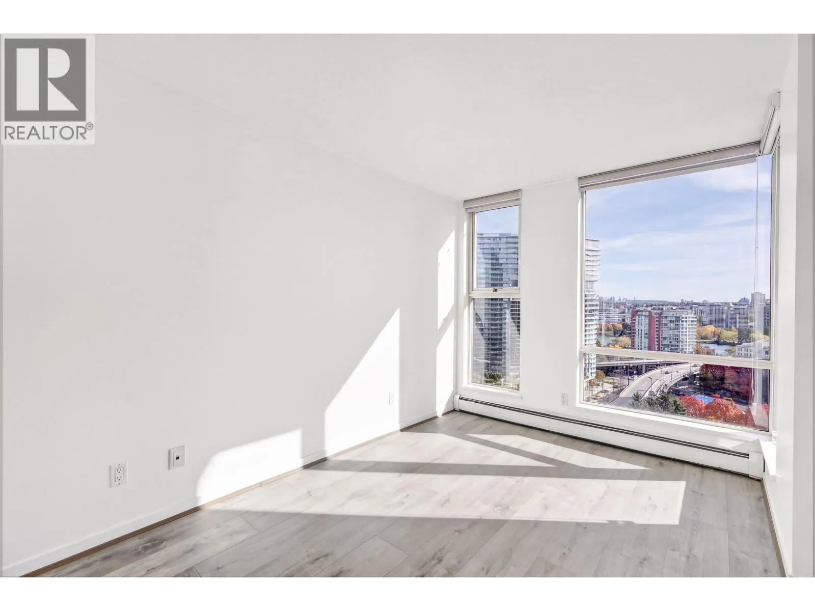 2006 1008 CAMBIE STREET
