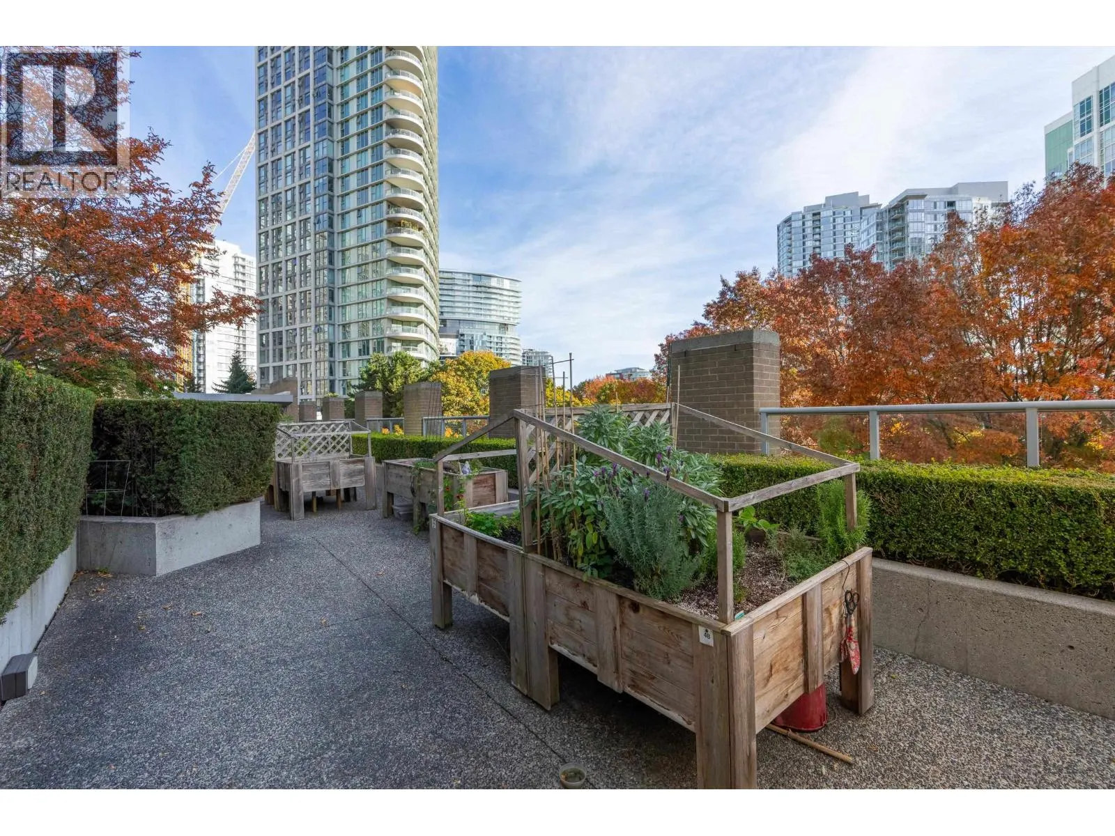 2006 1008 CAMBIE STREET