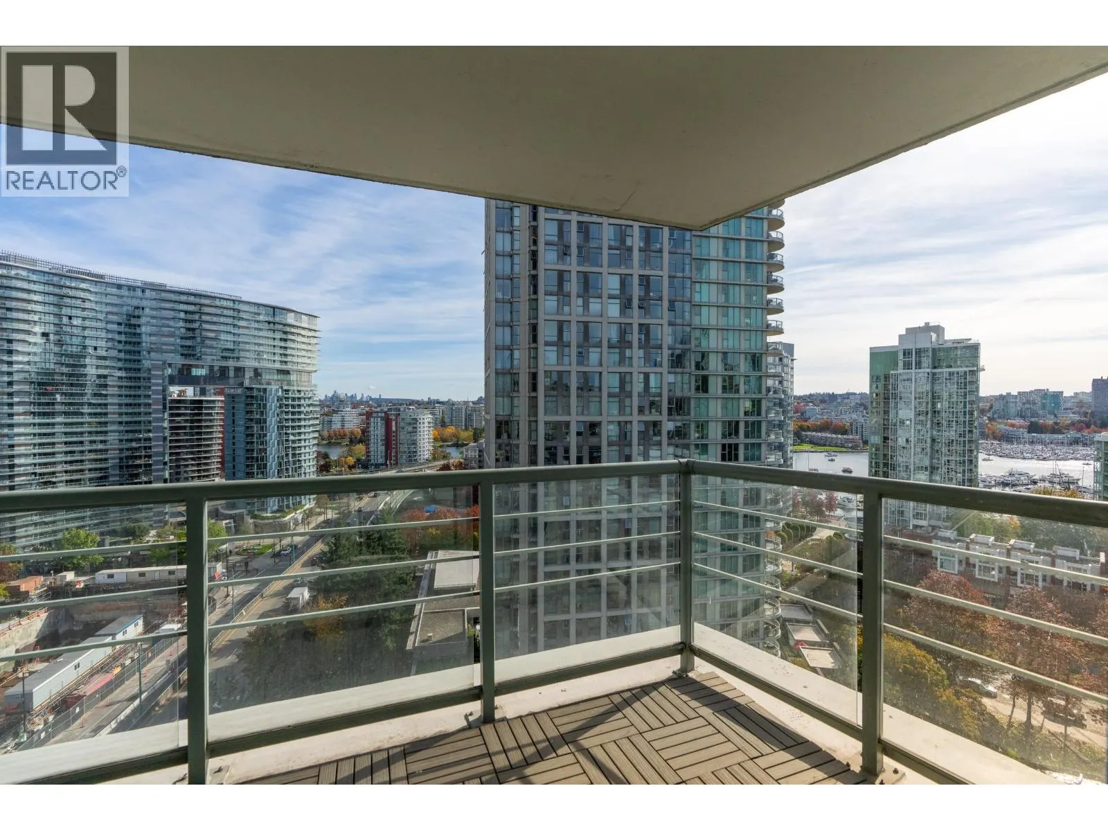 2006 1008 CAMBIE STREET