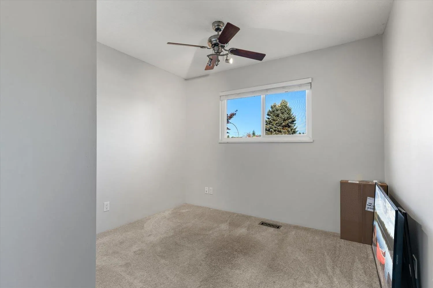 33324 WREN CRESCENT