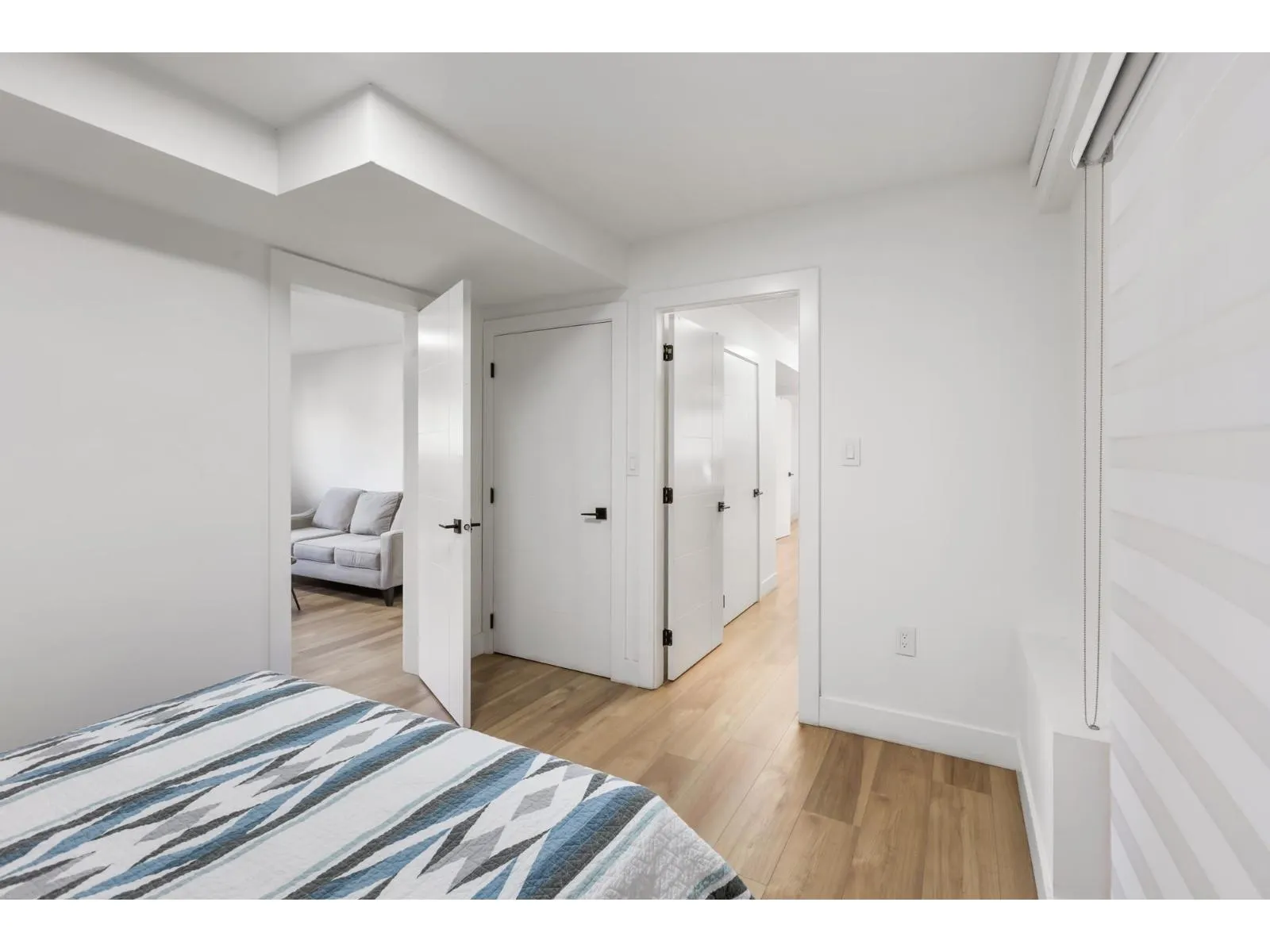 2935 CENTURY CRESCENT