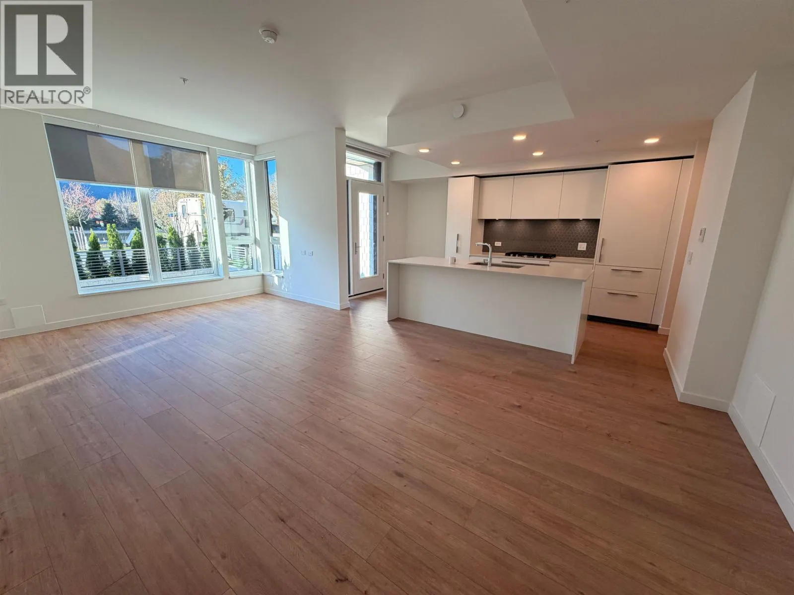 121 1502 SCOTT CRESCENT