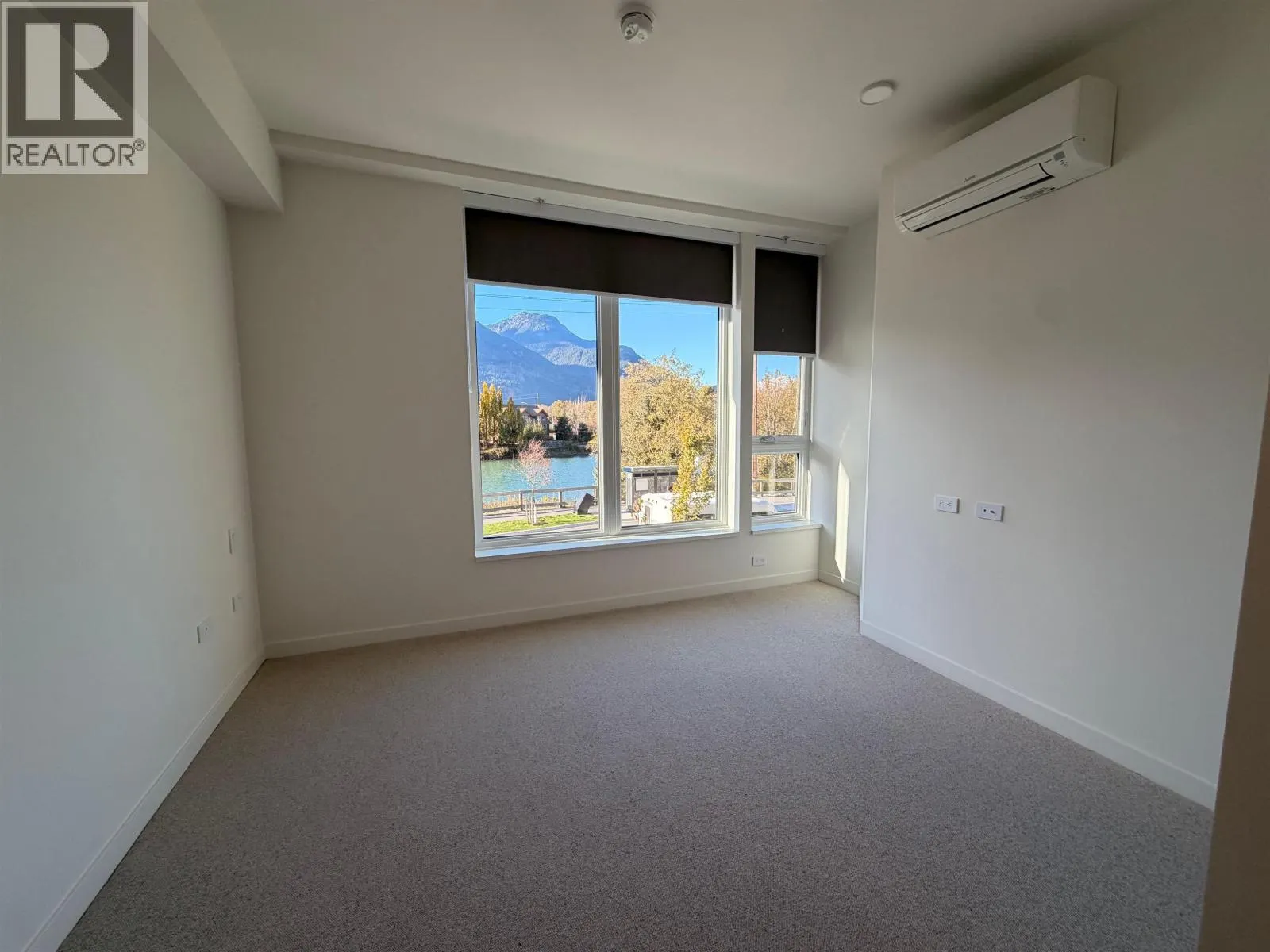 121 1502 SCOTT CRESCENT