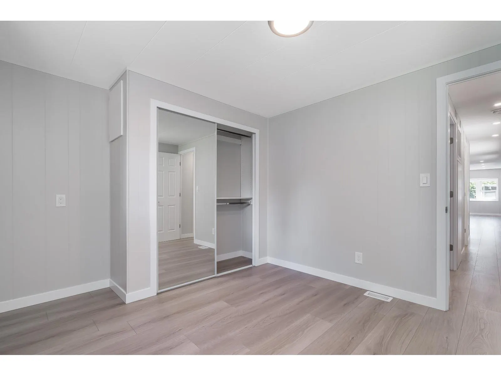 222 1840 160 STREET